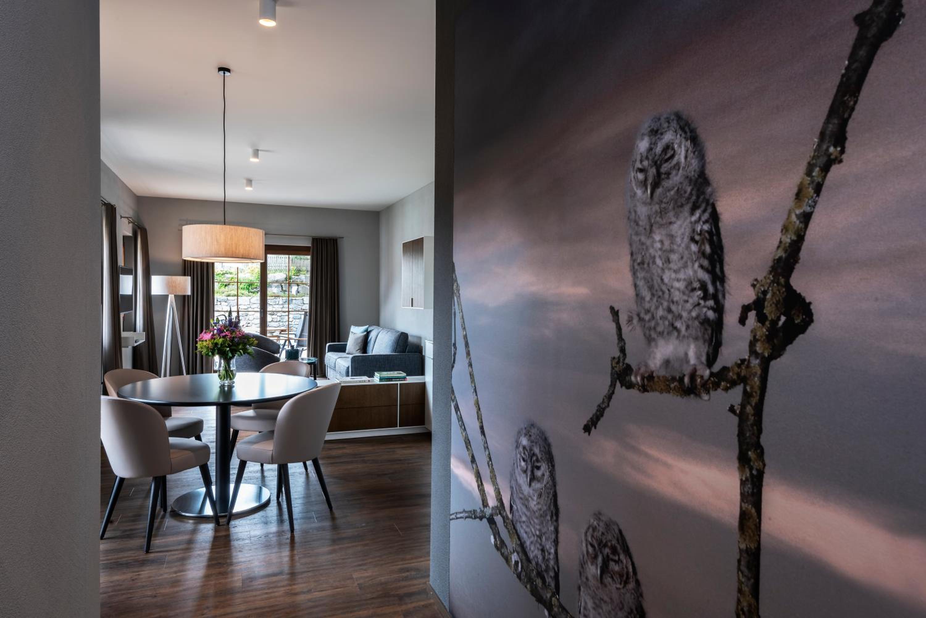 Suite - Photo 2