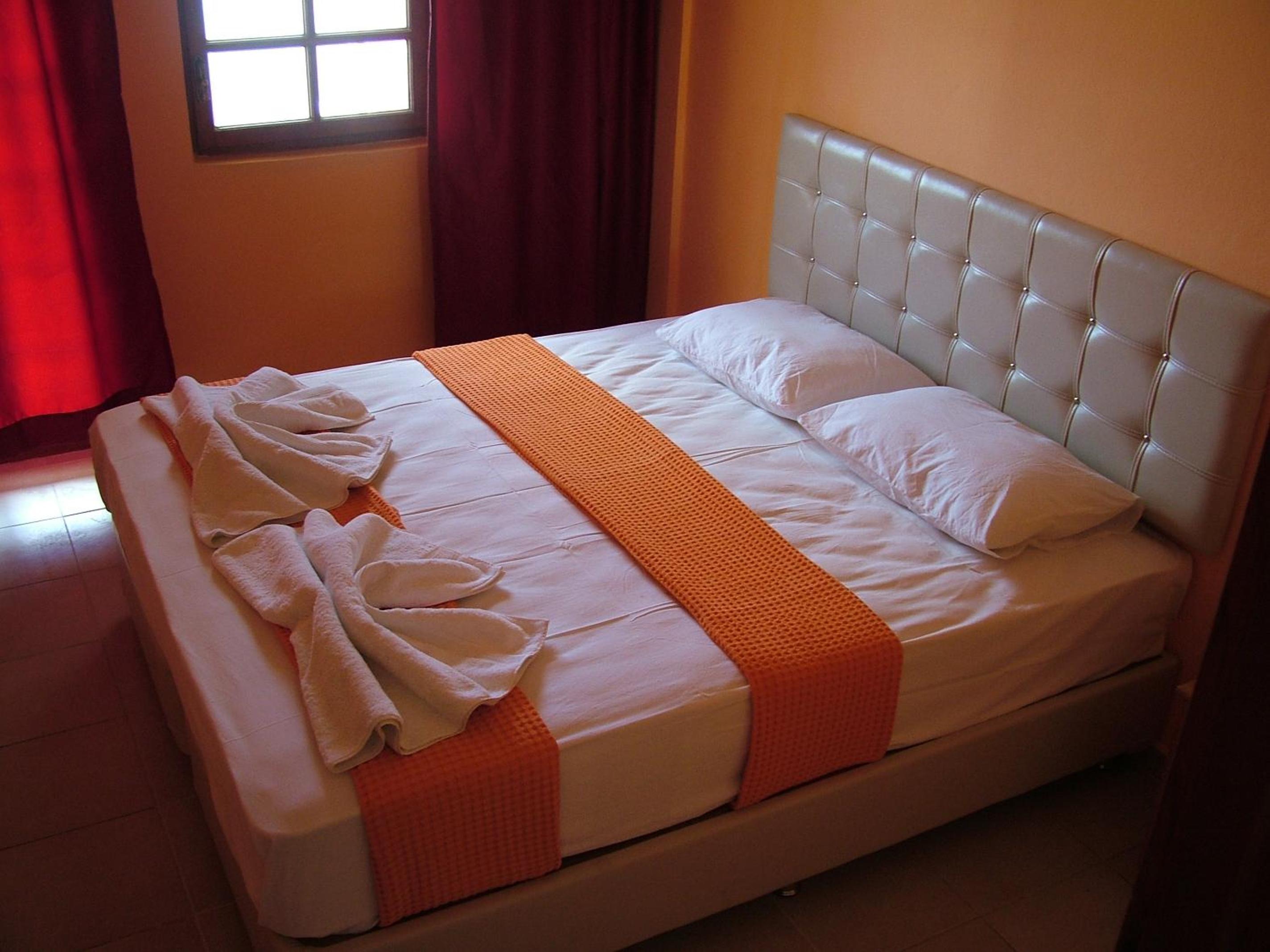 Apartment (2 Adults)
