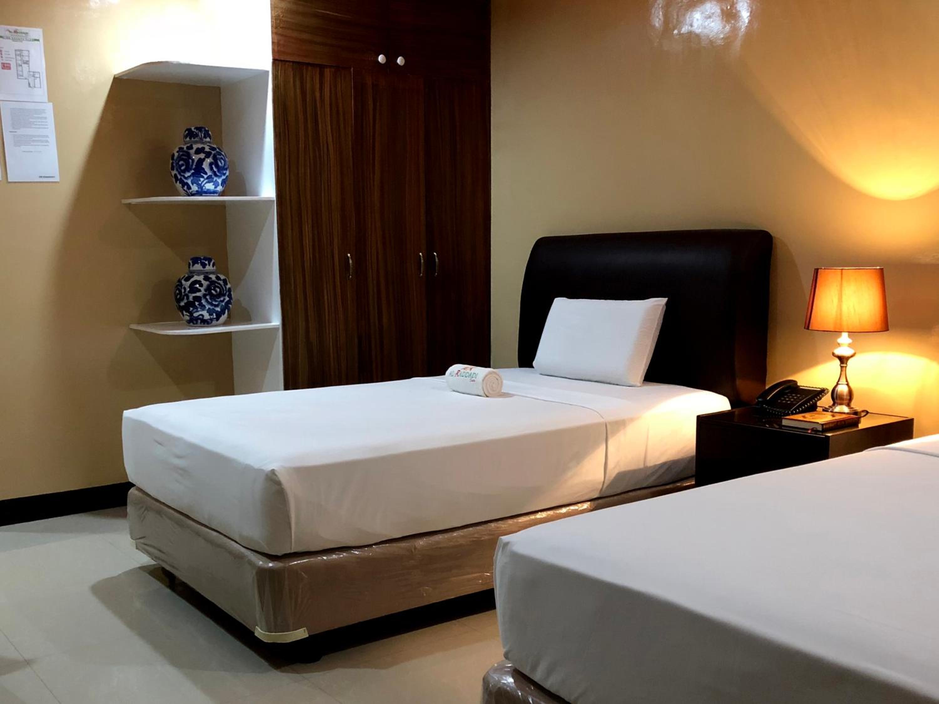 Deluxe Twin Room photo 3