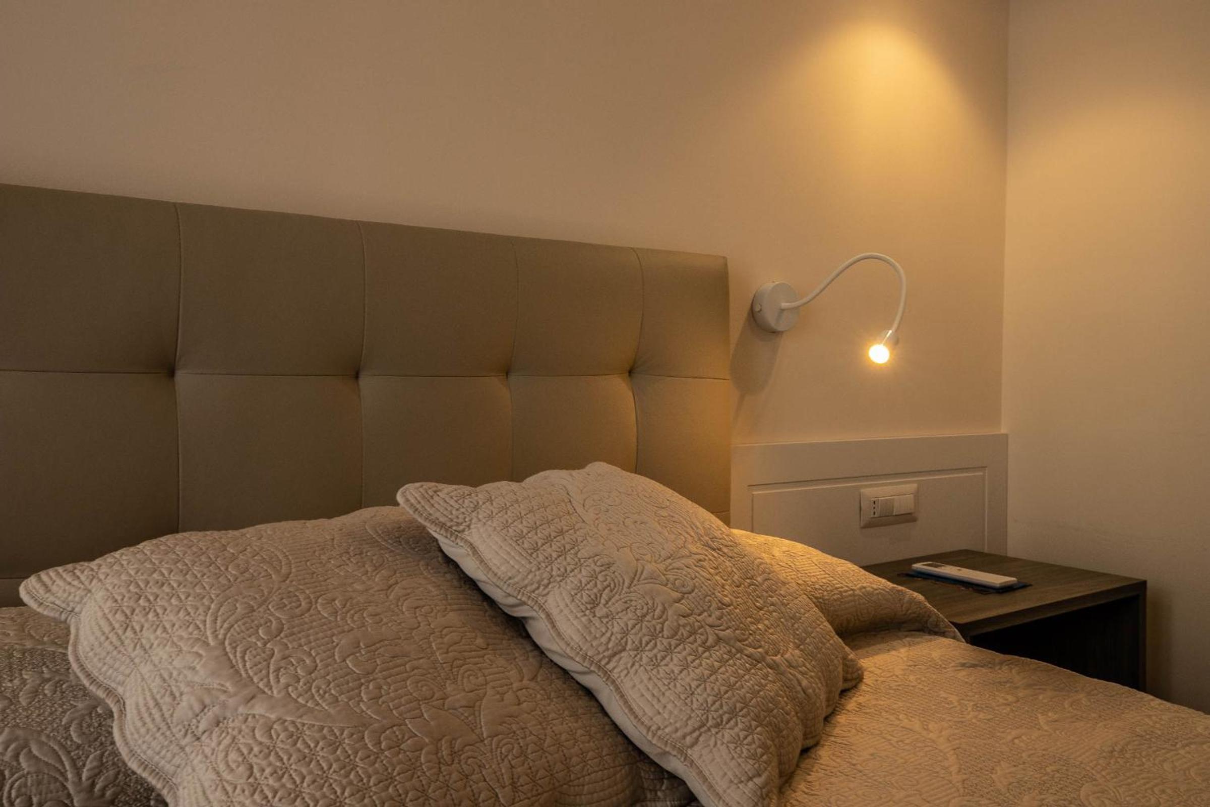Deluxe Double Room with Balcony photo 1