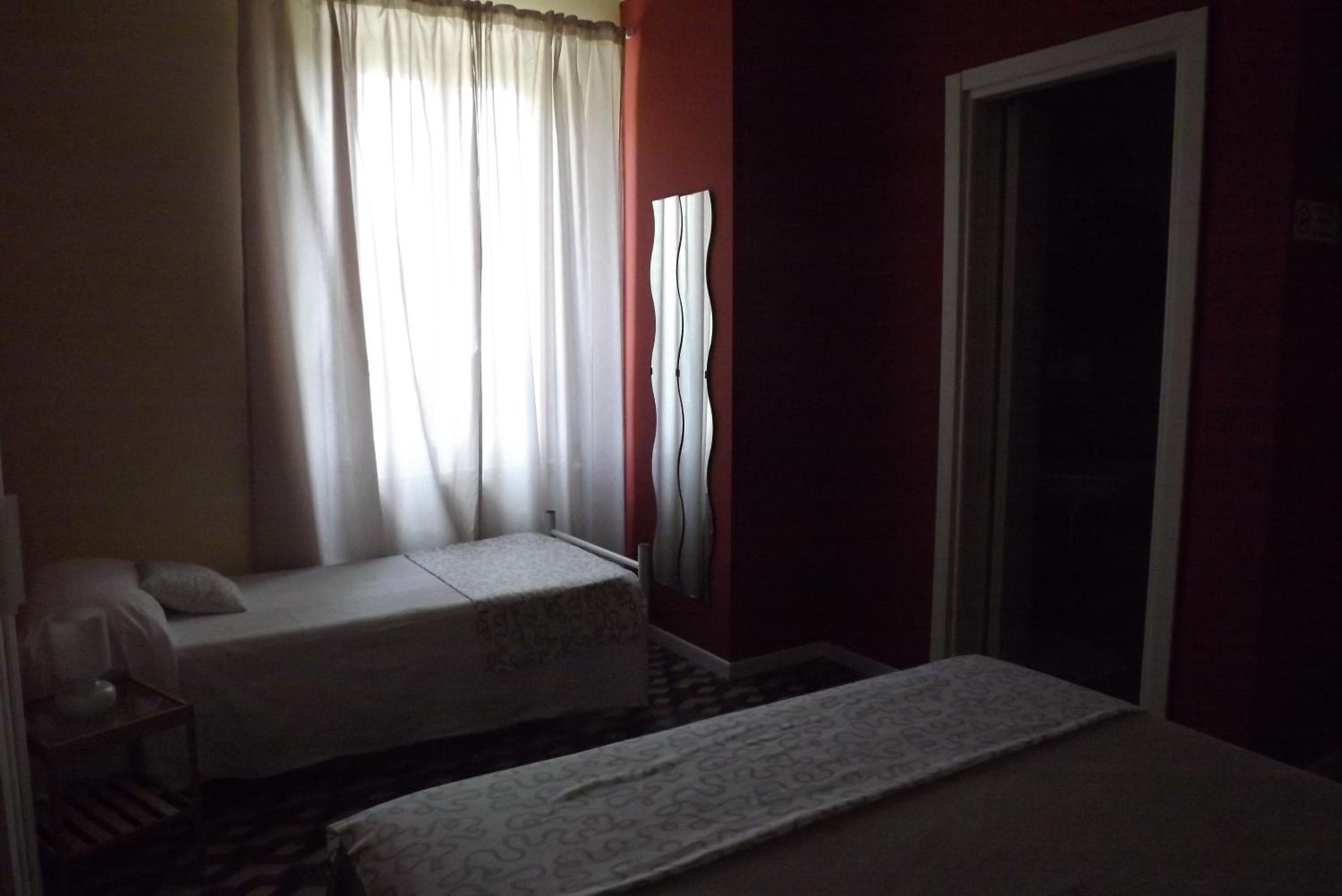 Comfort Room - Photo 9