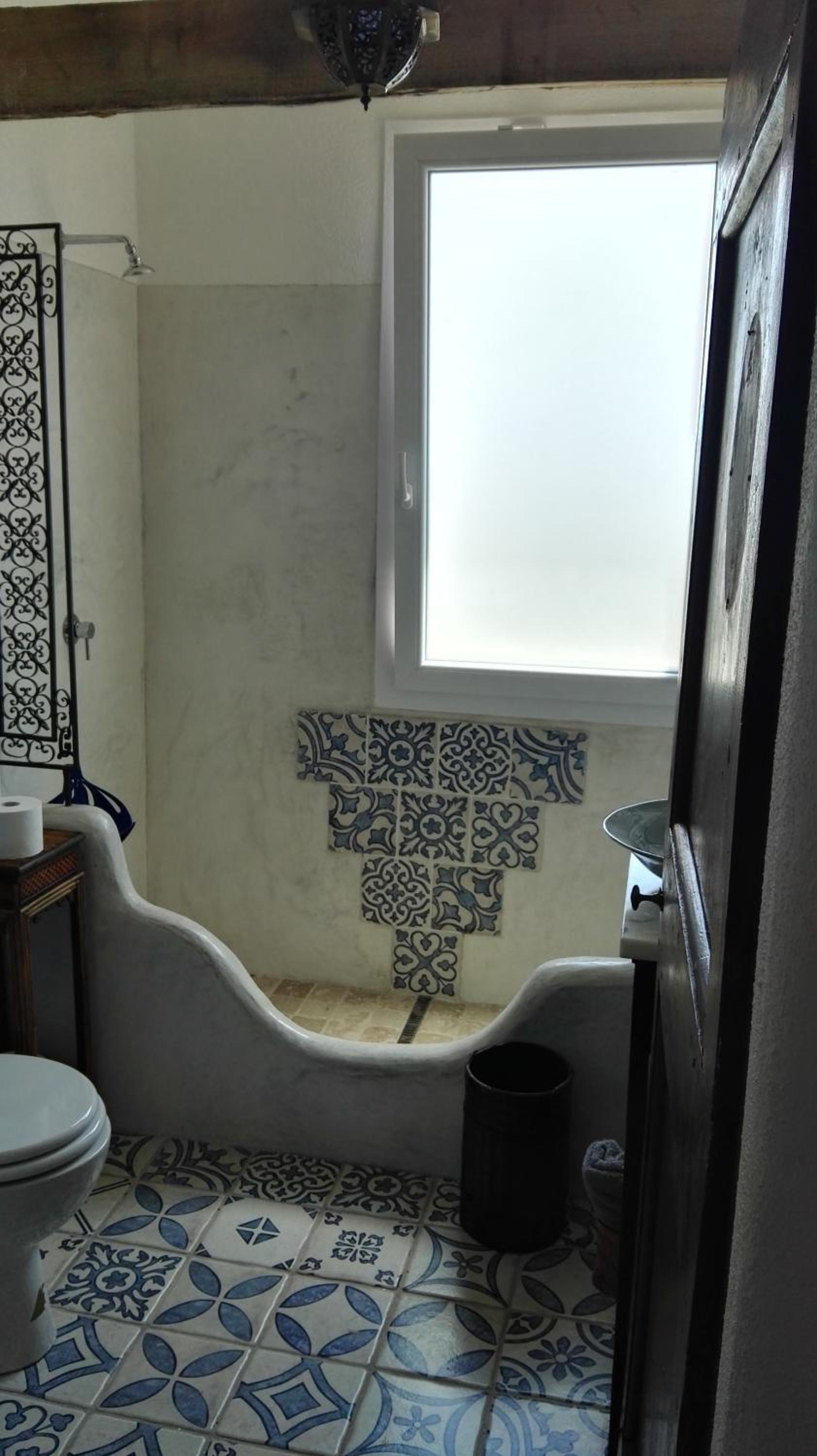 Apartment with Terrace photo 2