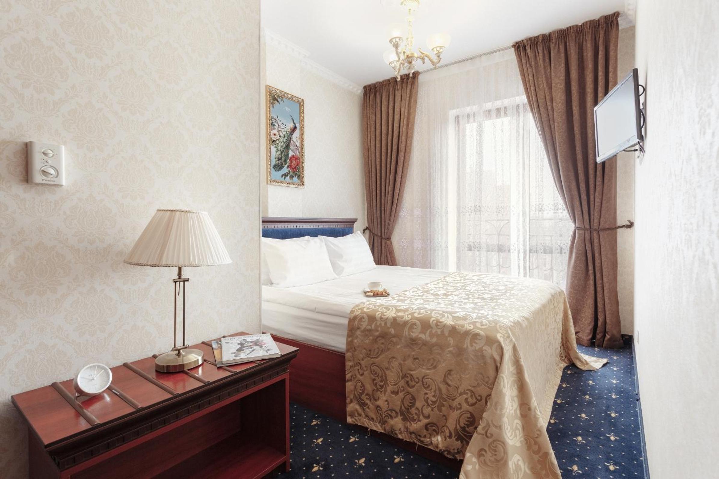 Deluxe Room with French Balcony