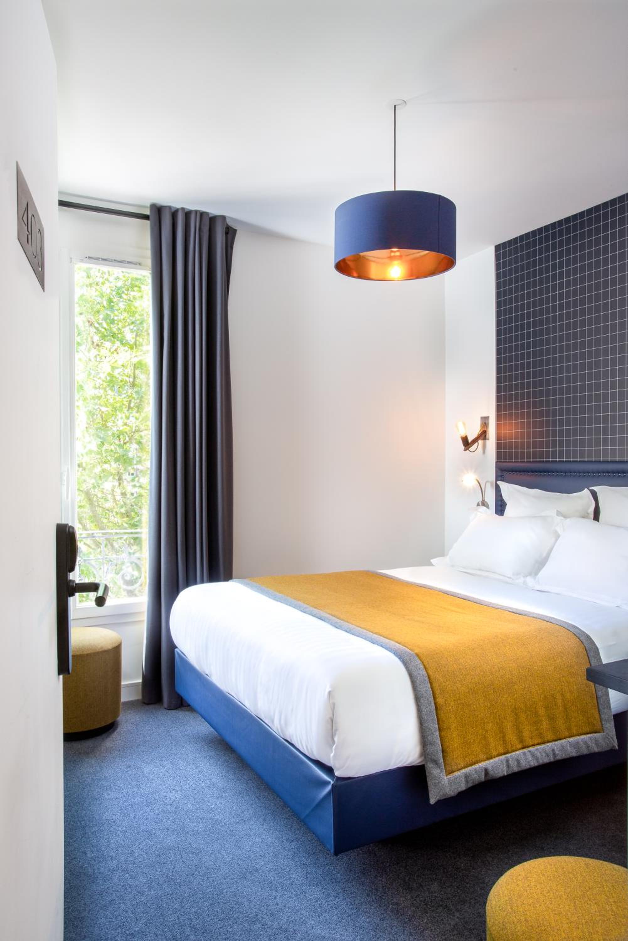 Available room