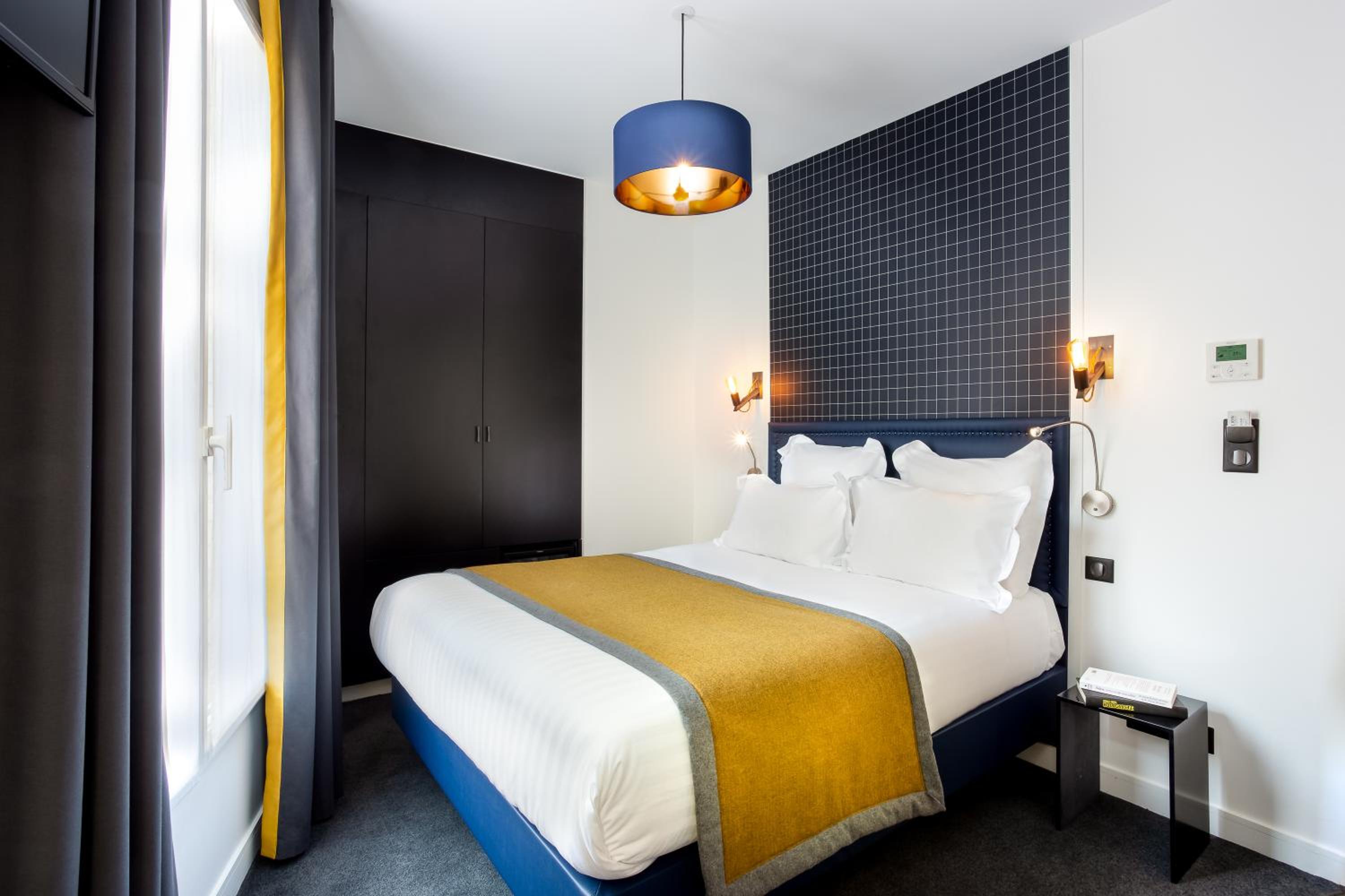 Available room