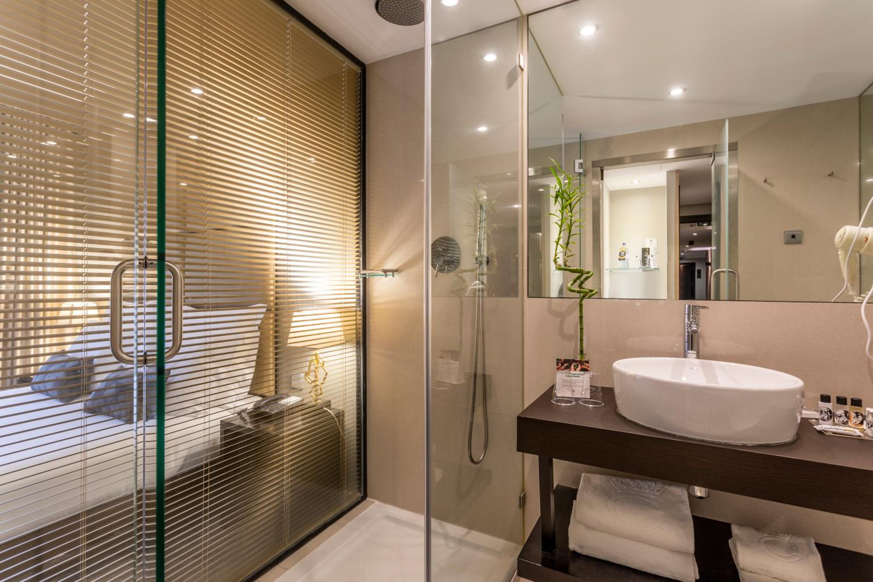 Superior Double Room - Photo 2