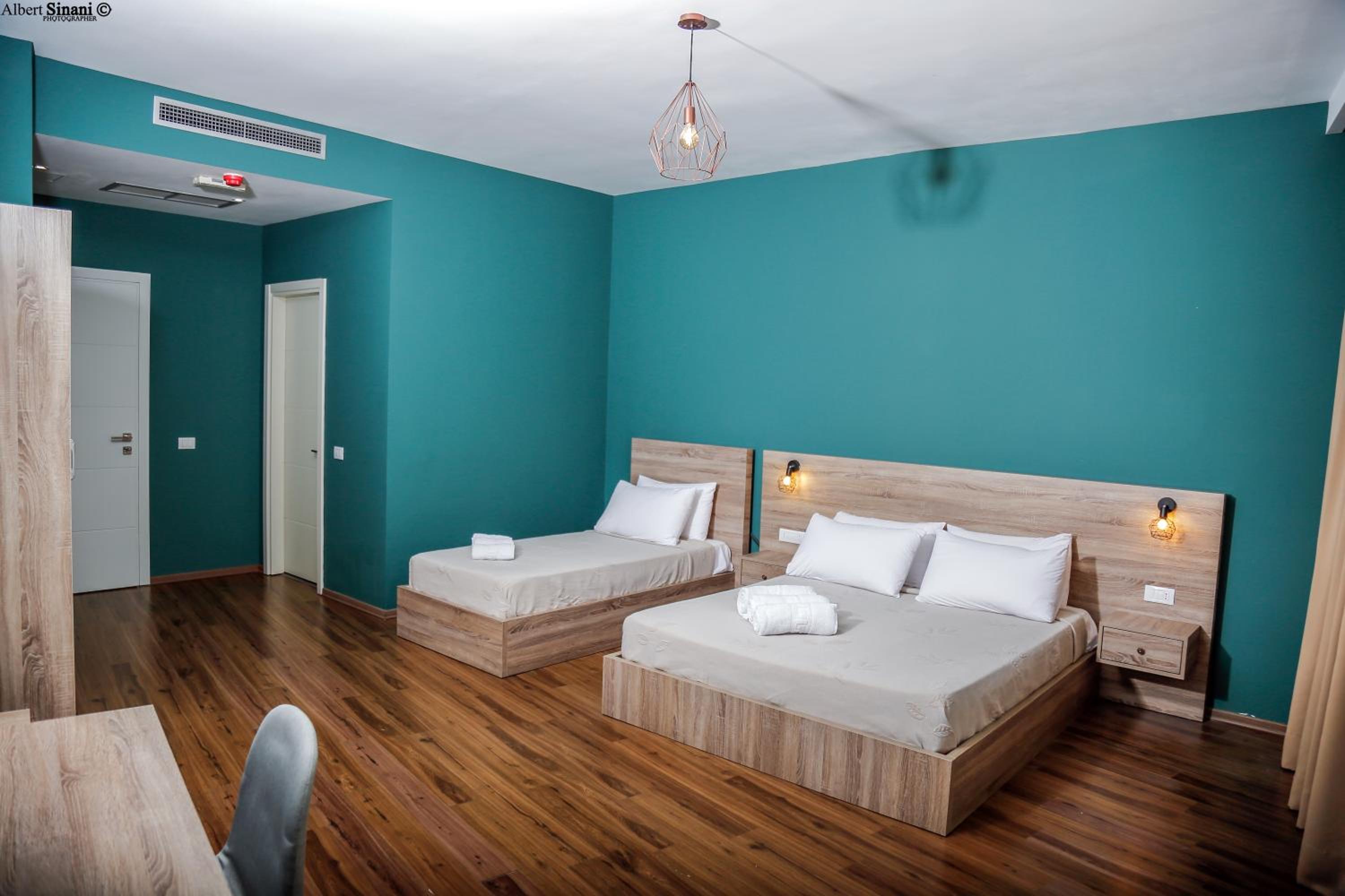Standard Triple Room photo 2