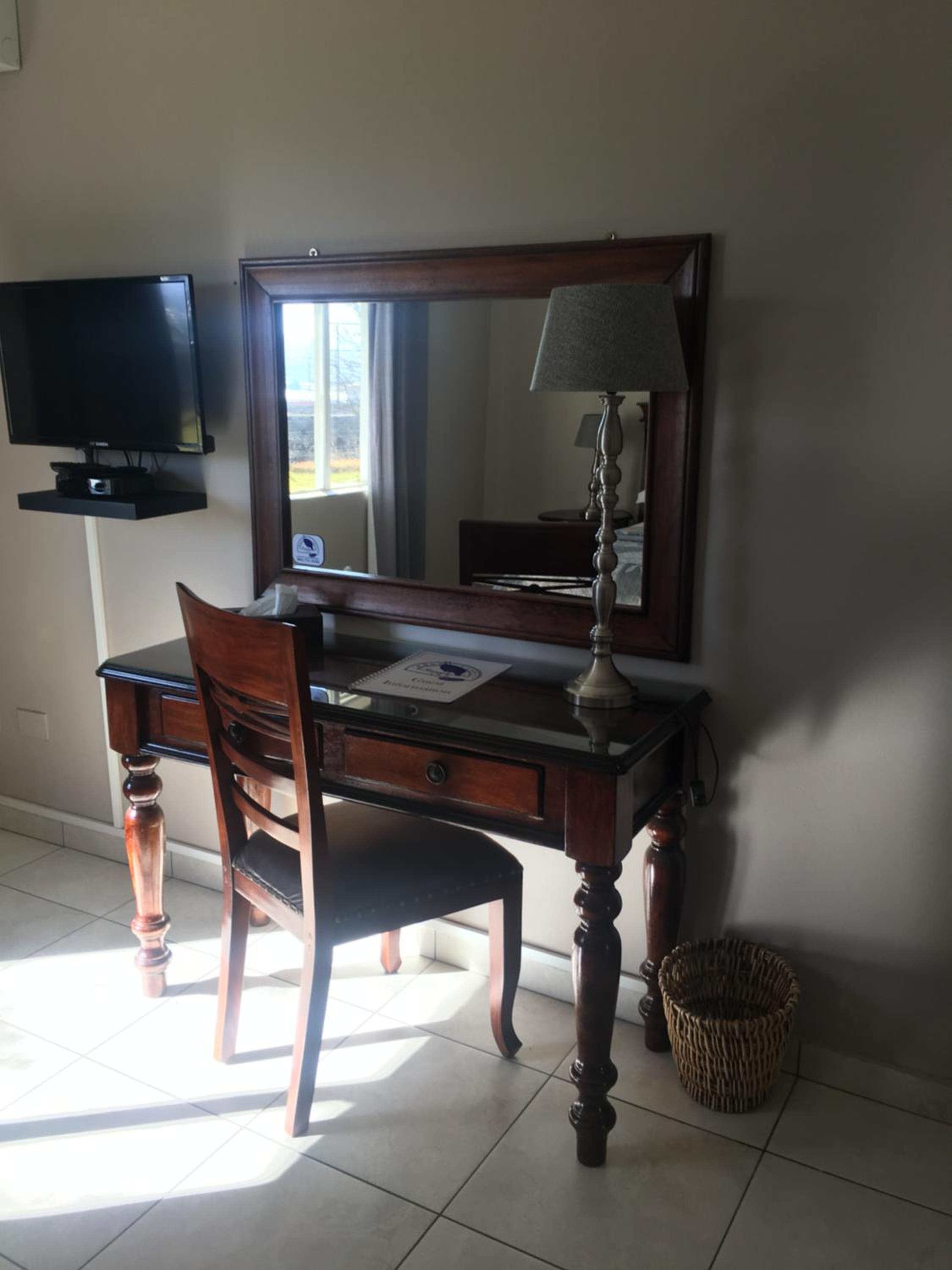 Executive Double Room - Photo 8