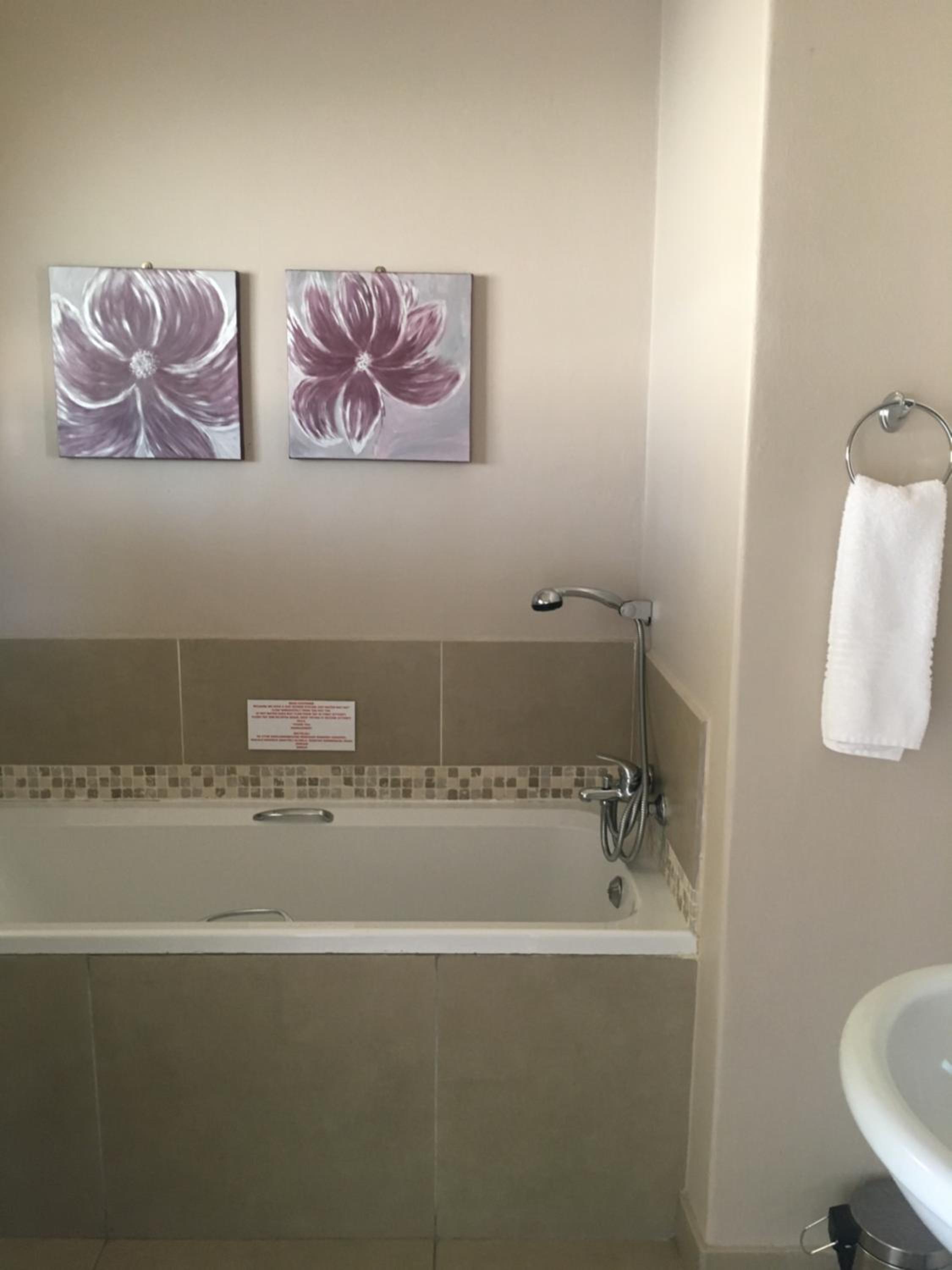 Executive Double Room - Photo 9