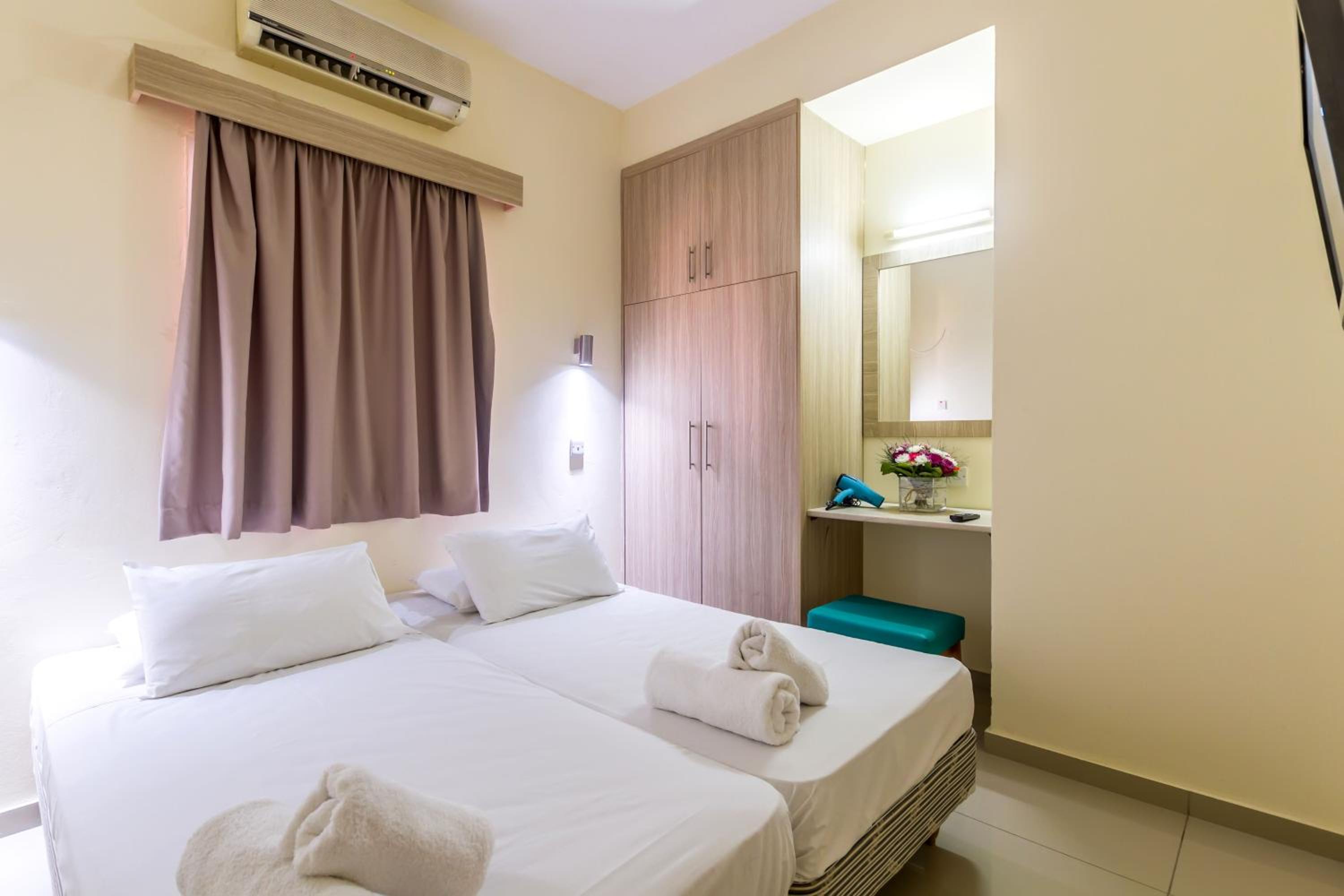 Two-Bedroom Apartment with Terrace - Annex photo 1