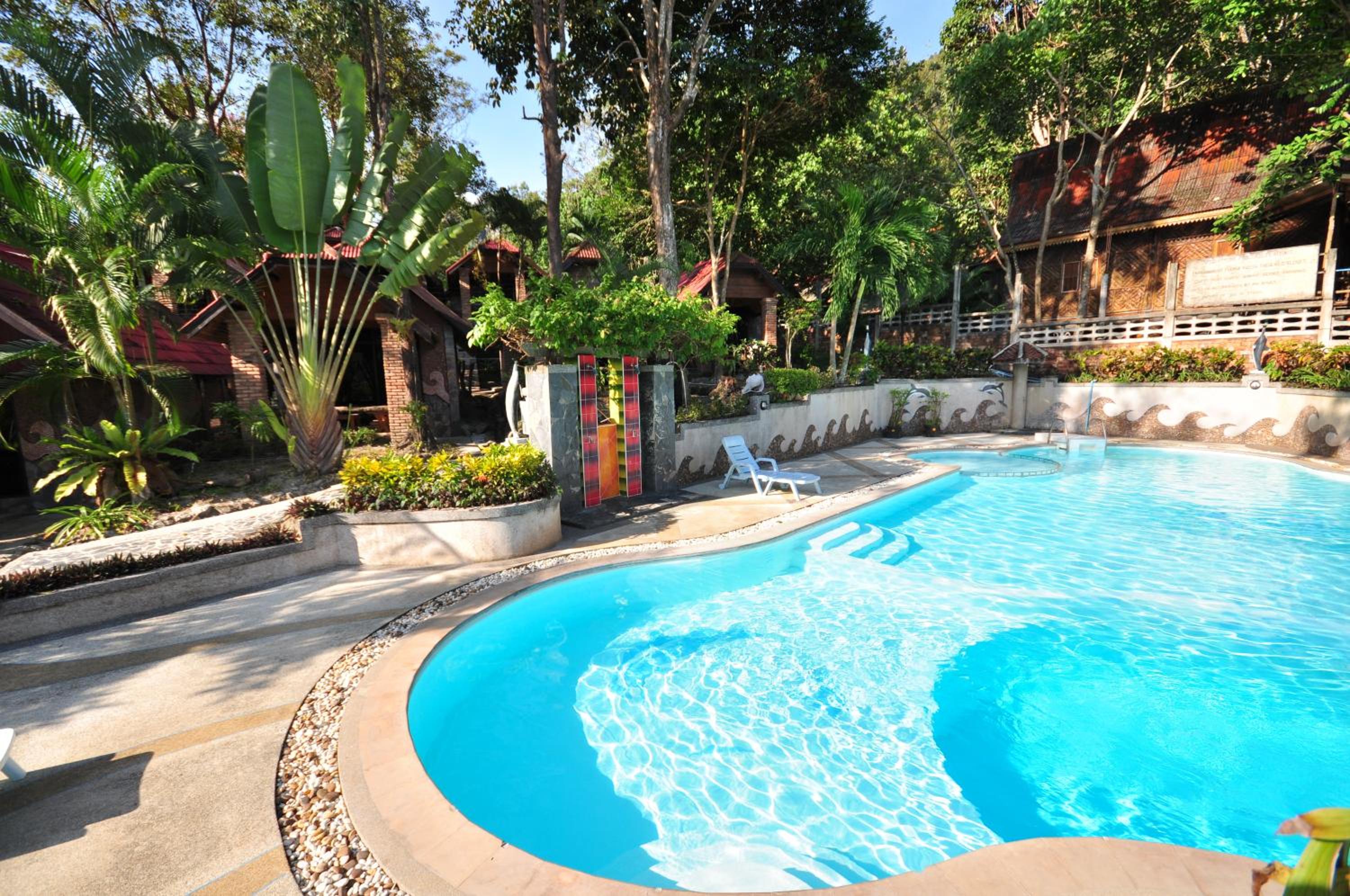 Pool View Bungalow photo 3