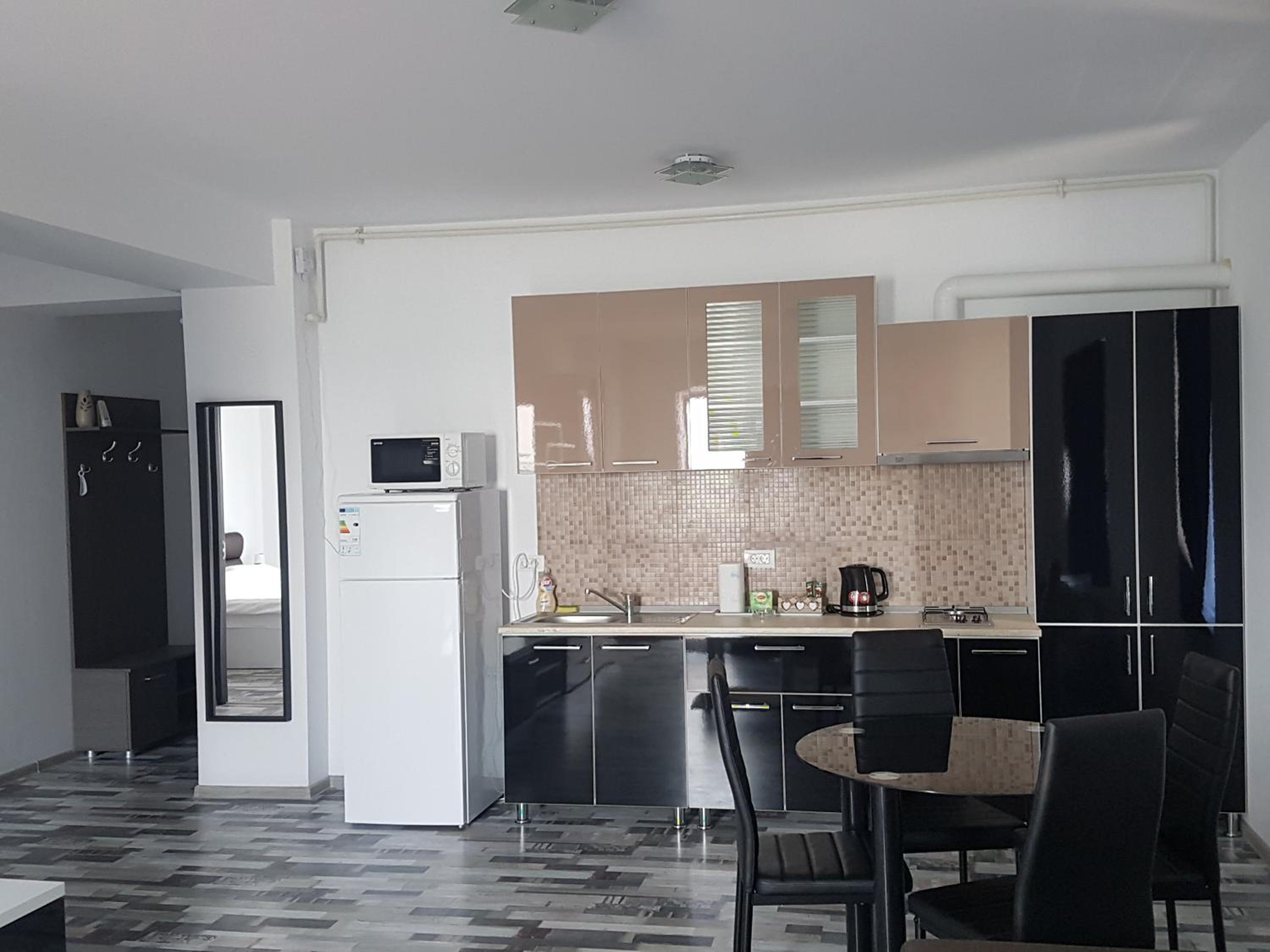 One-Bedroom Apartment - Photo 23