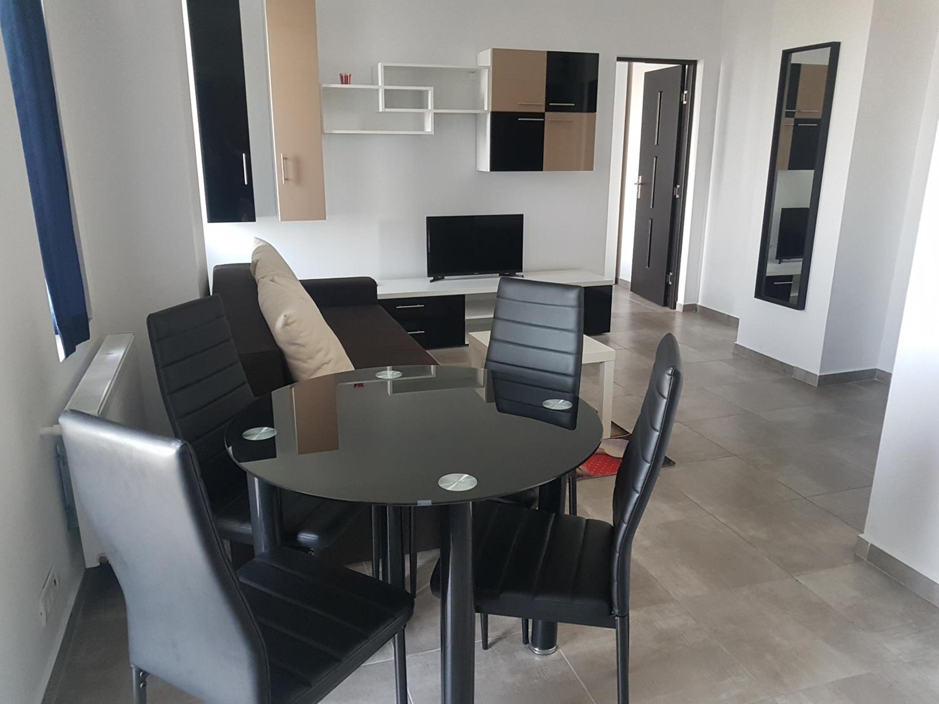 One-Bedroom Apartment - Photo 22