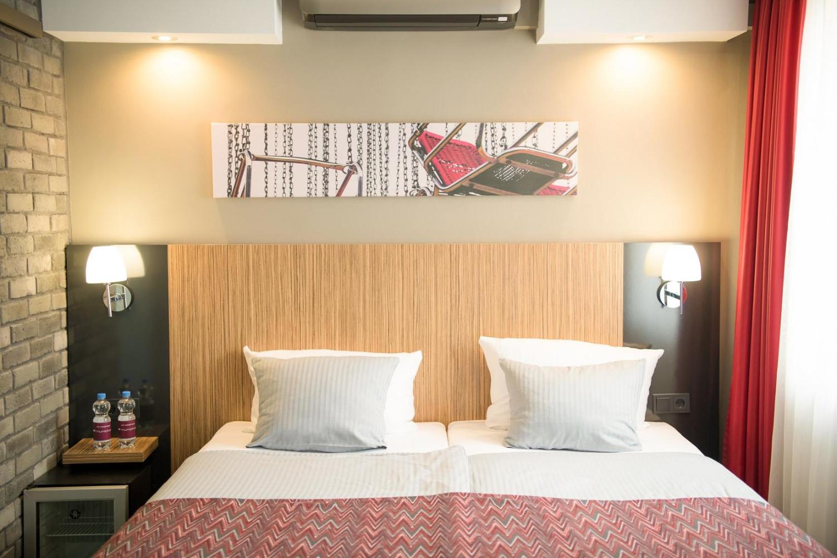 superior double room with air condition thumbnail 6