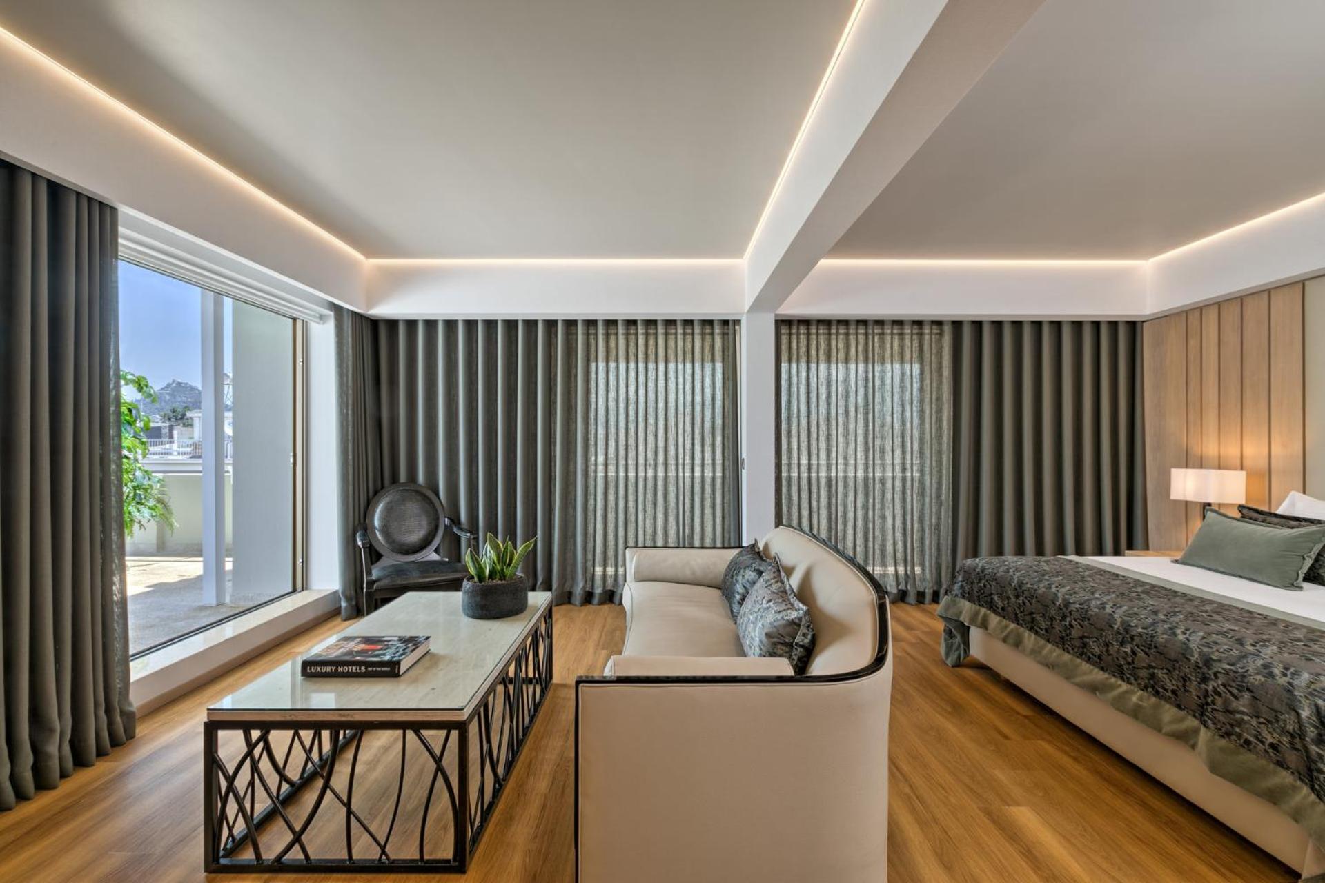 Acropolis Terrace Suite - Photo 11