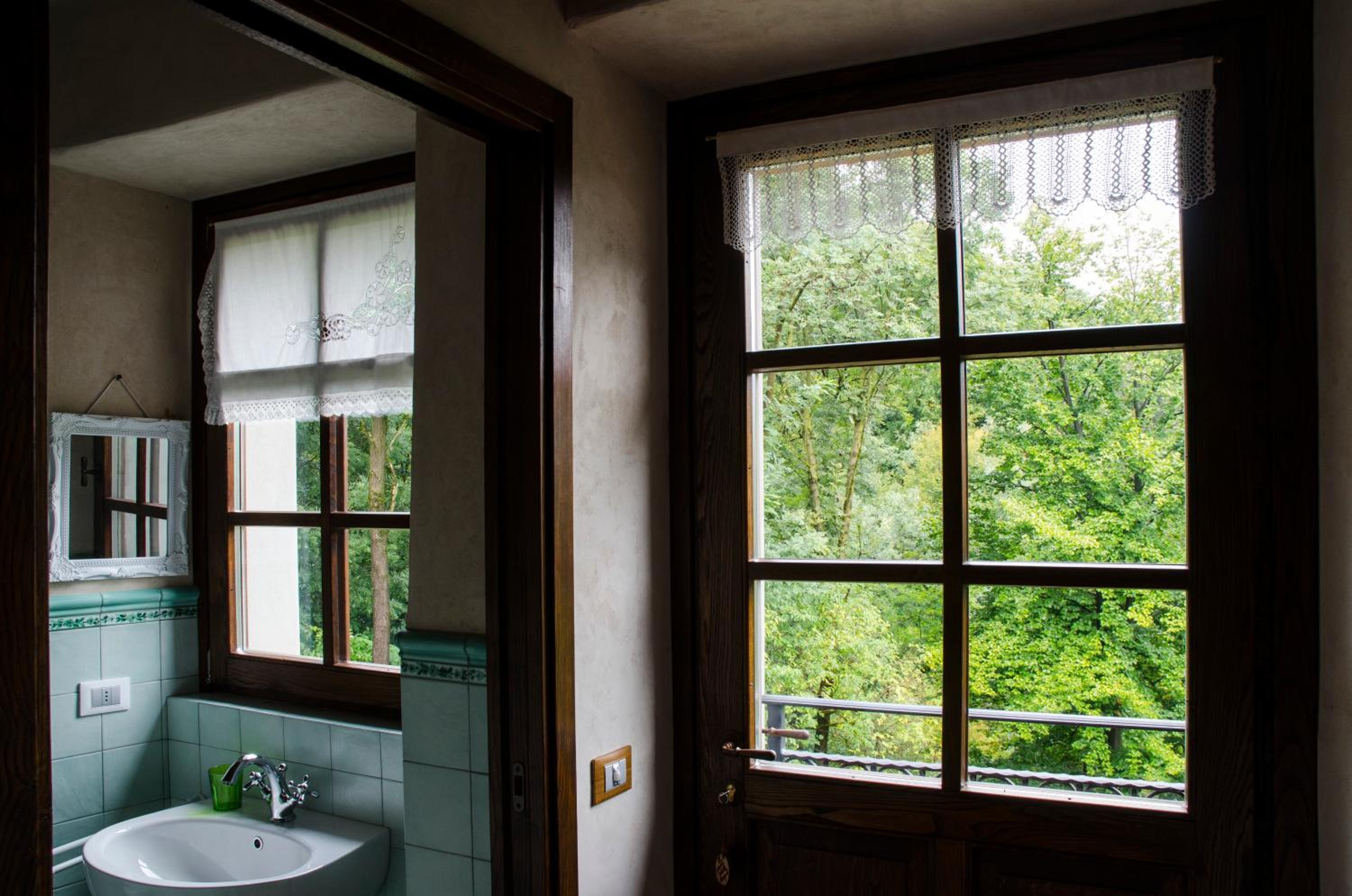 Double Room with Mountain View - Photo 4