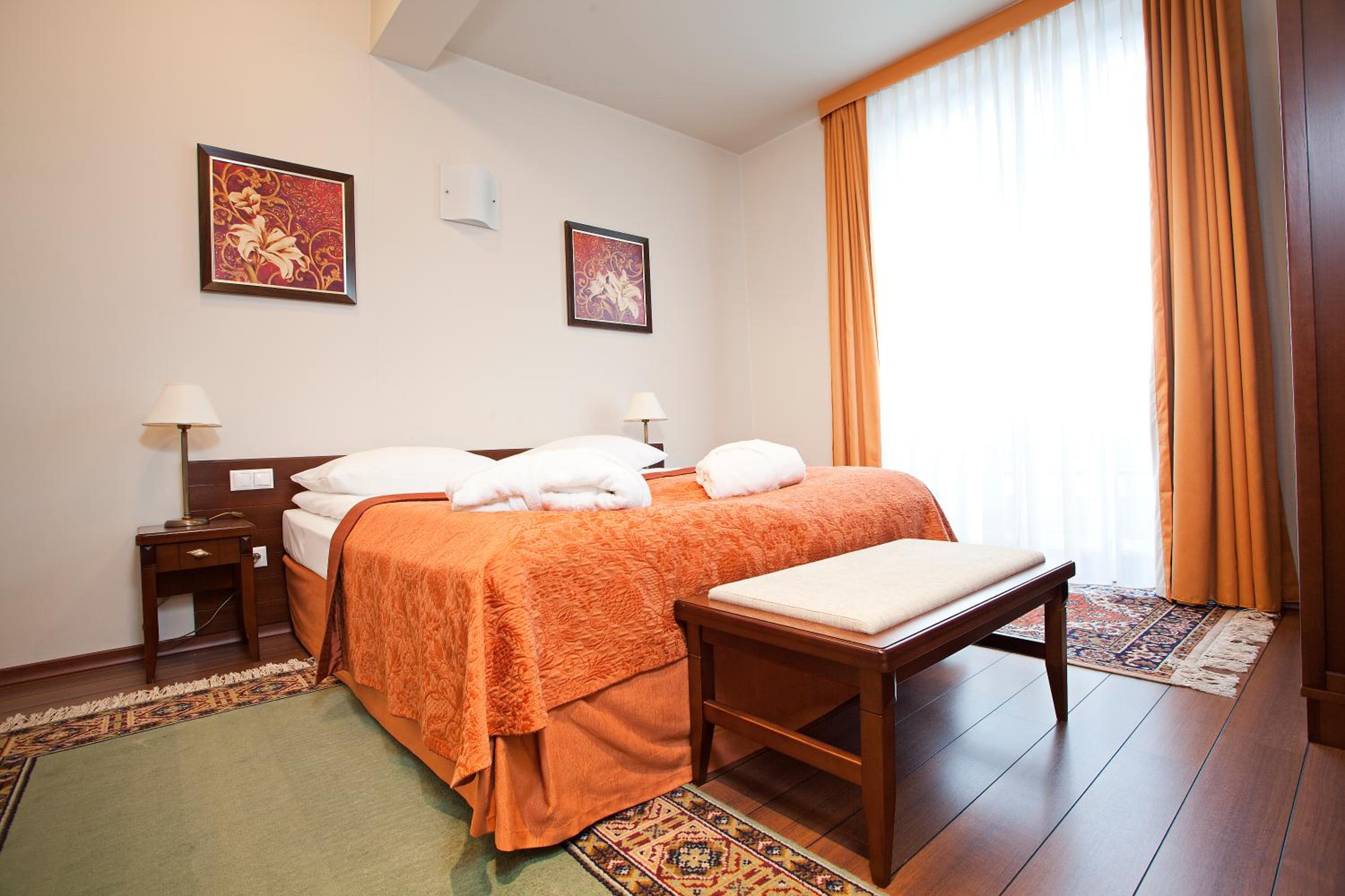 Double Room - Photo 1