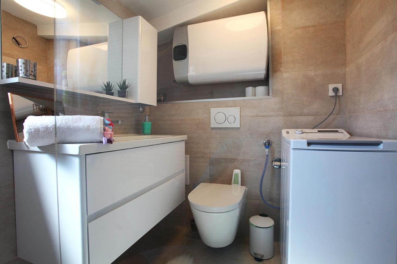 Apartment - Photo 10