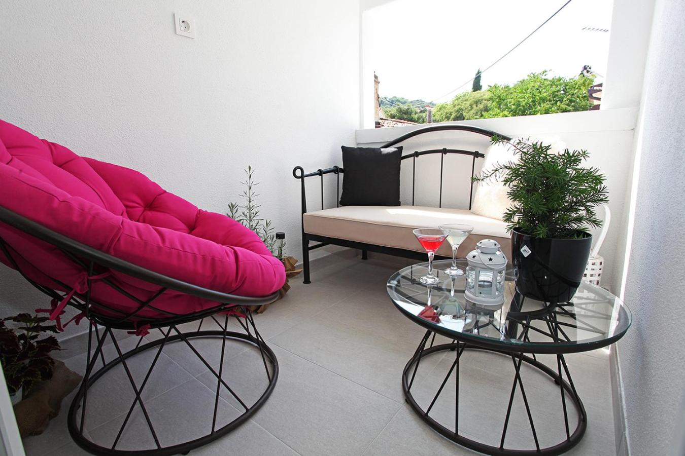 Apartment - Photo 31