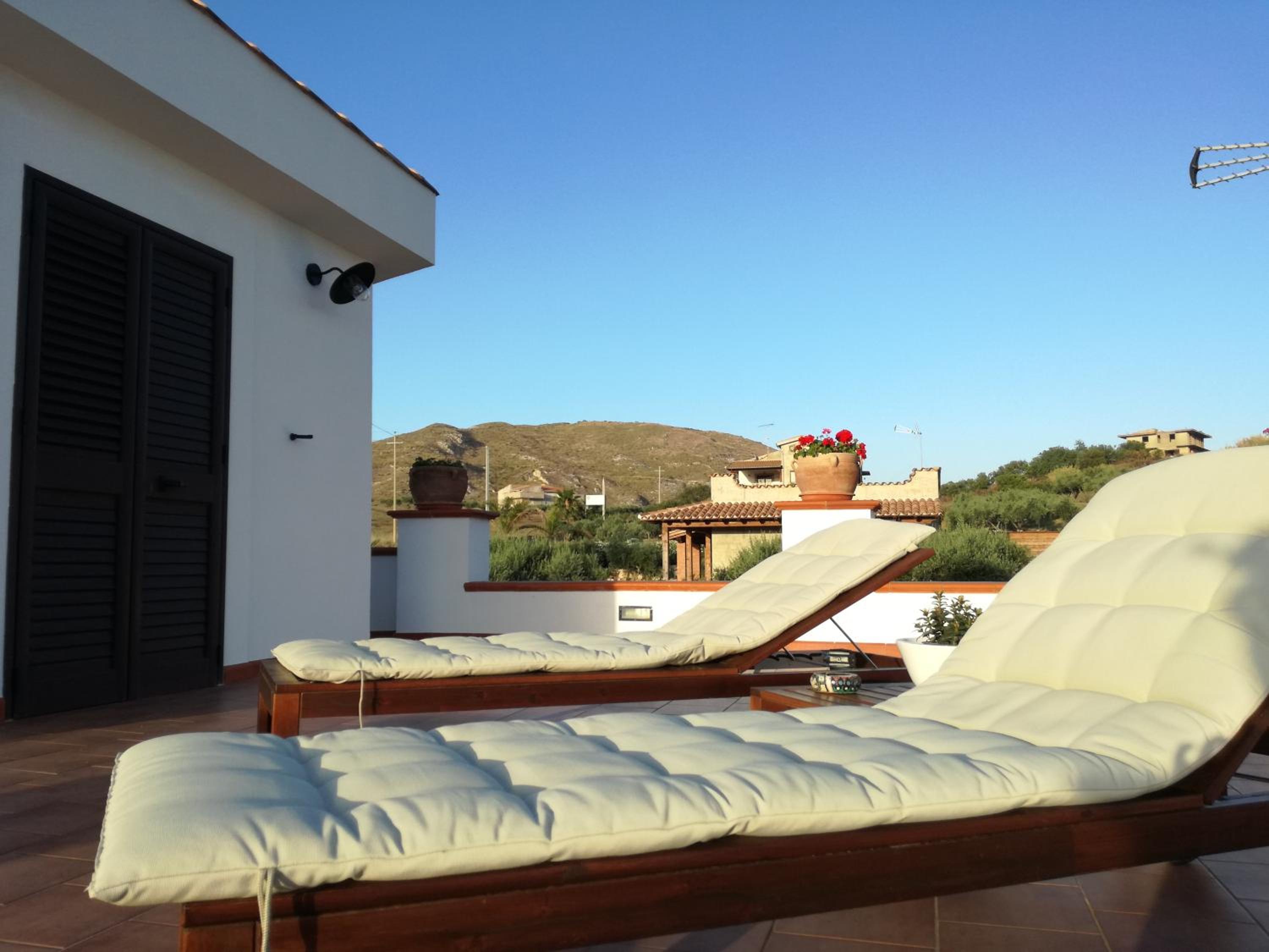 Suite with Terrace - Photo 5