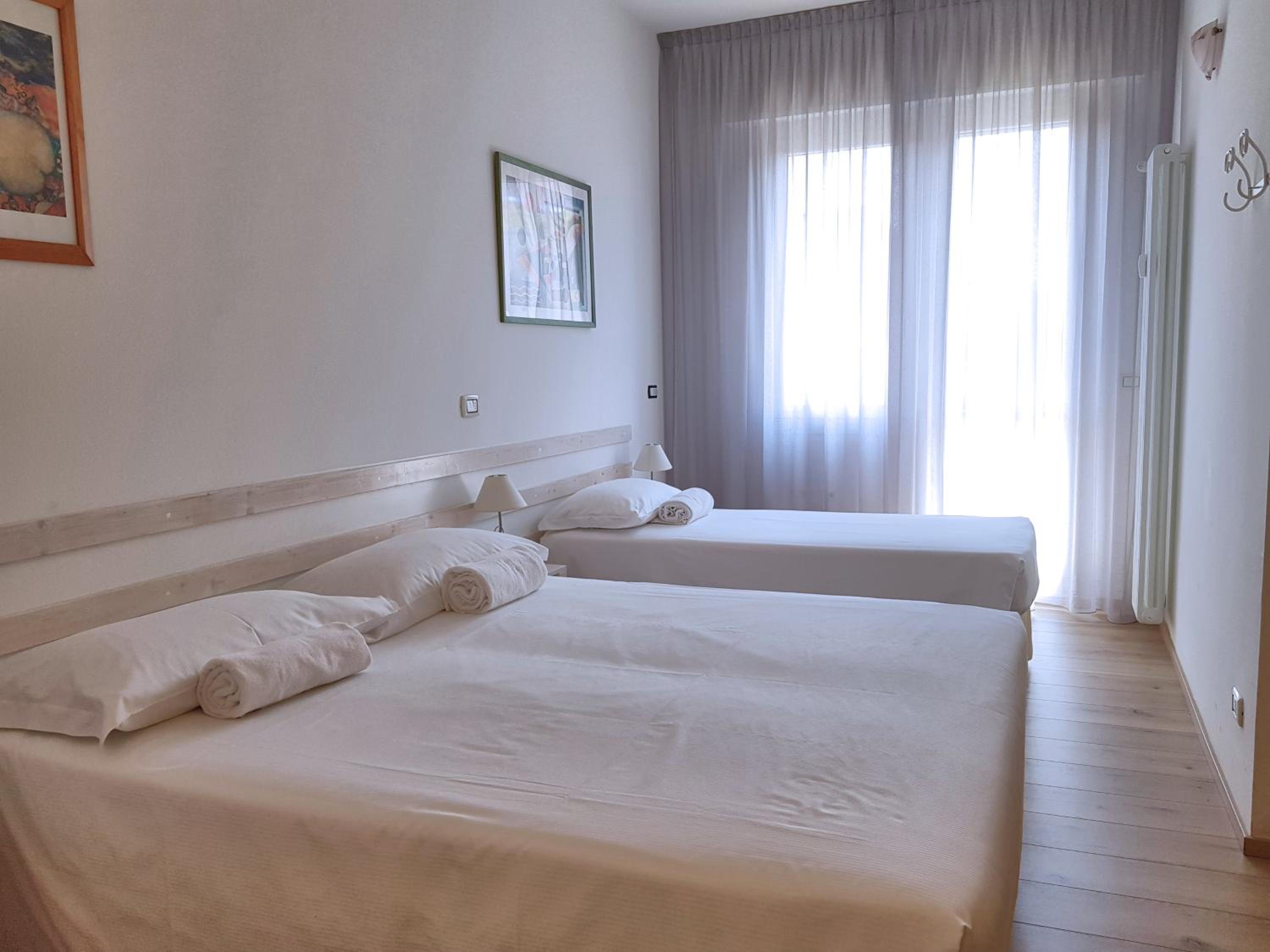 Deluxe Double or Twin Room with Balcony
