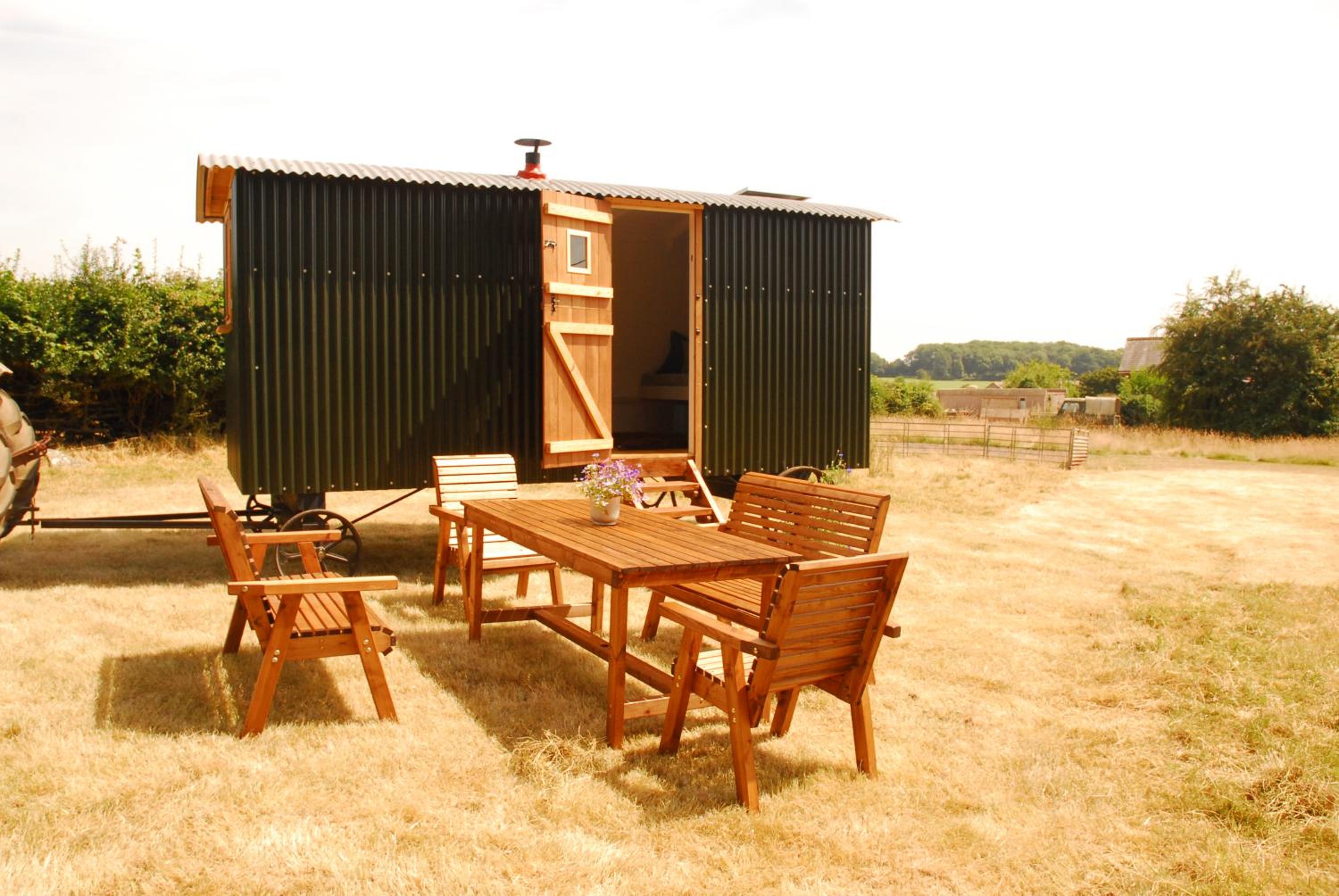 Shepherds hut photo 3