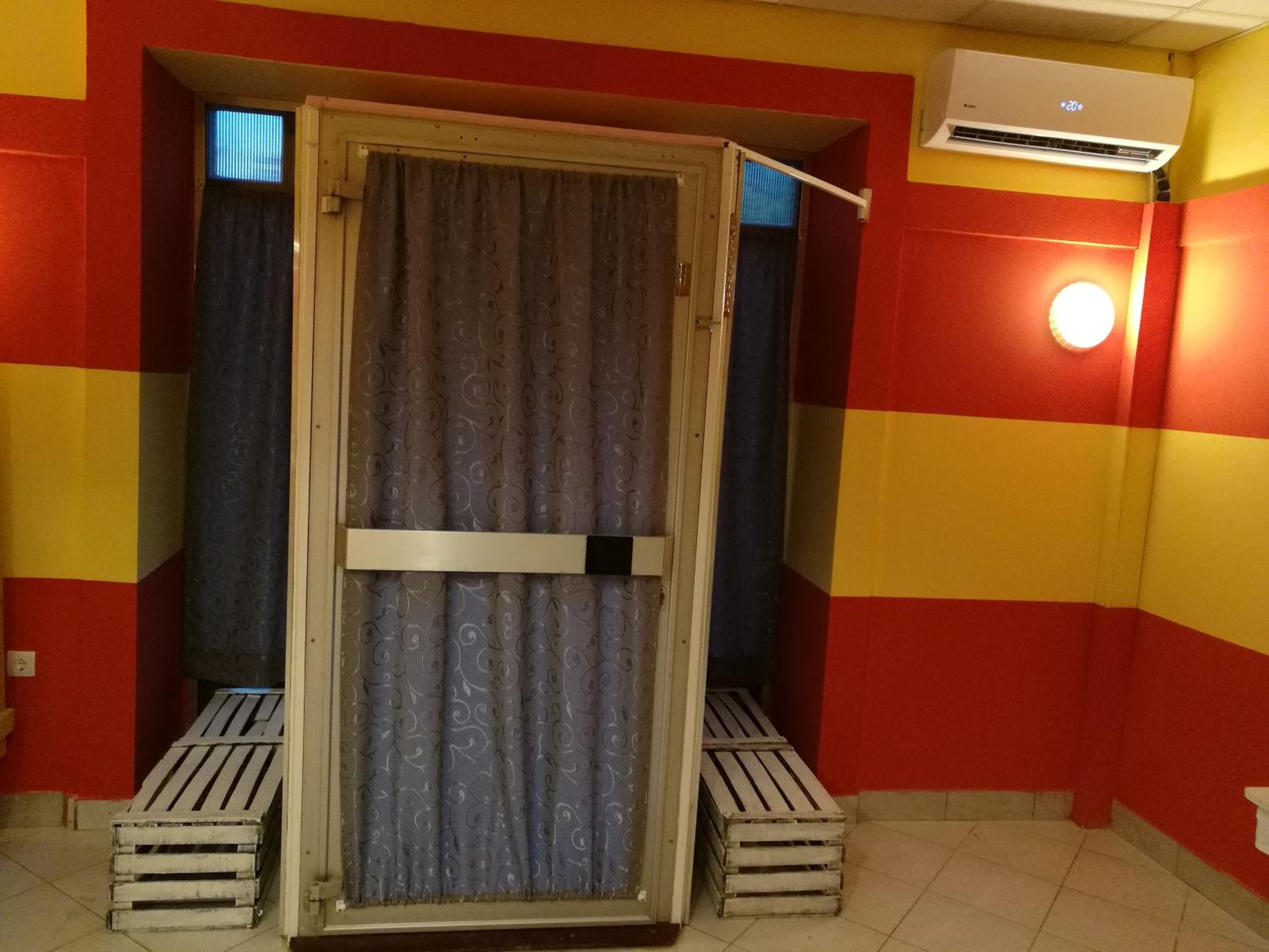 Triple Room with Private Bathroom photo 2
