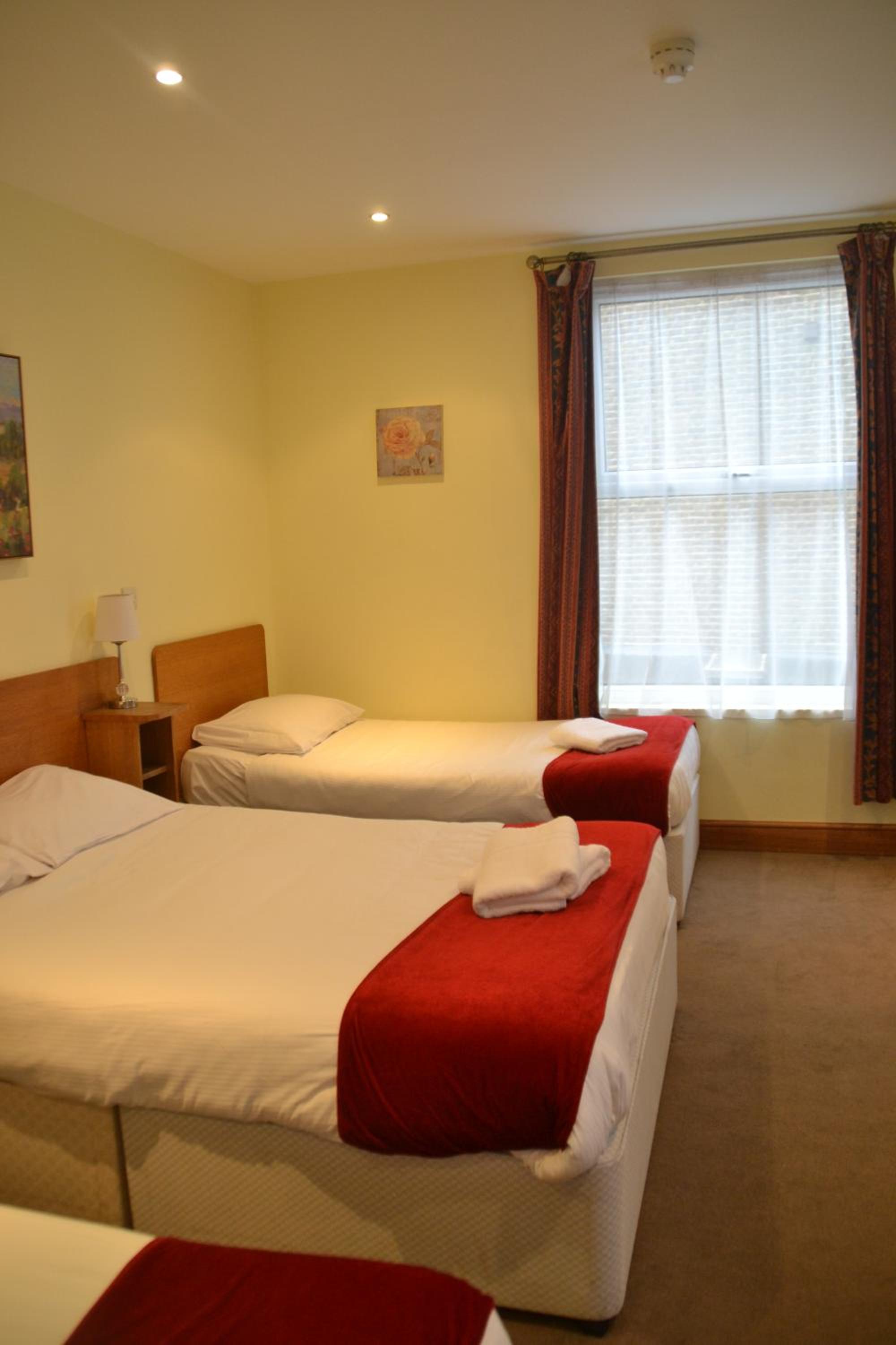 Quadruple Room photo 3