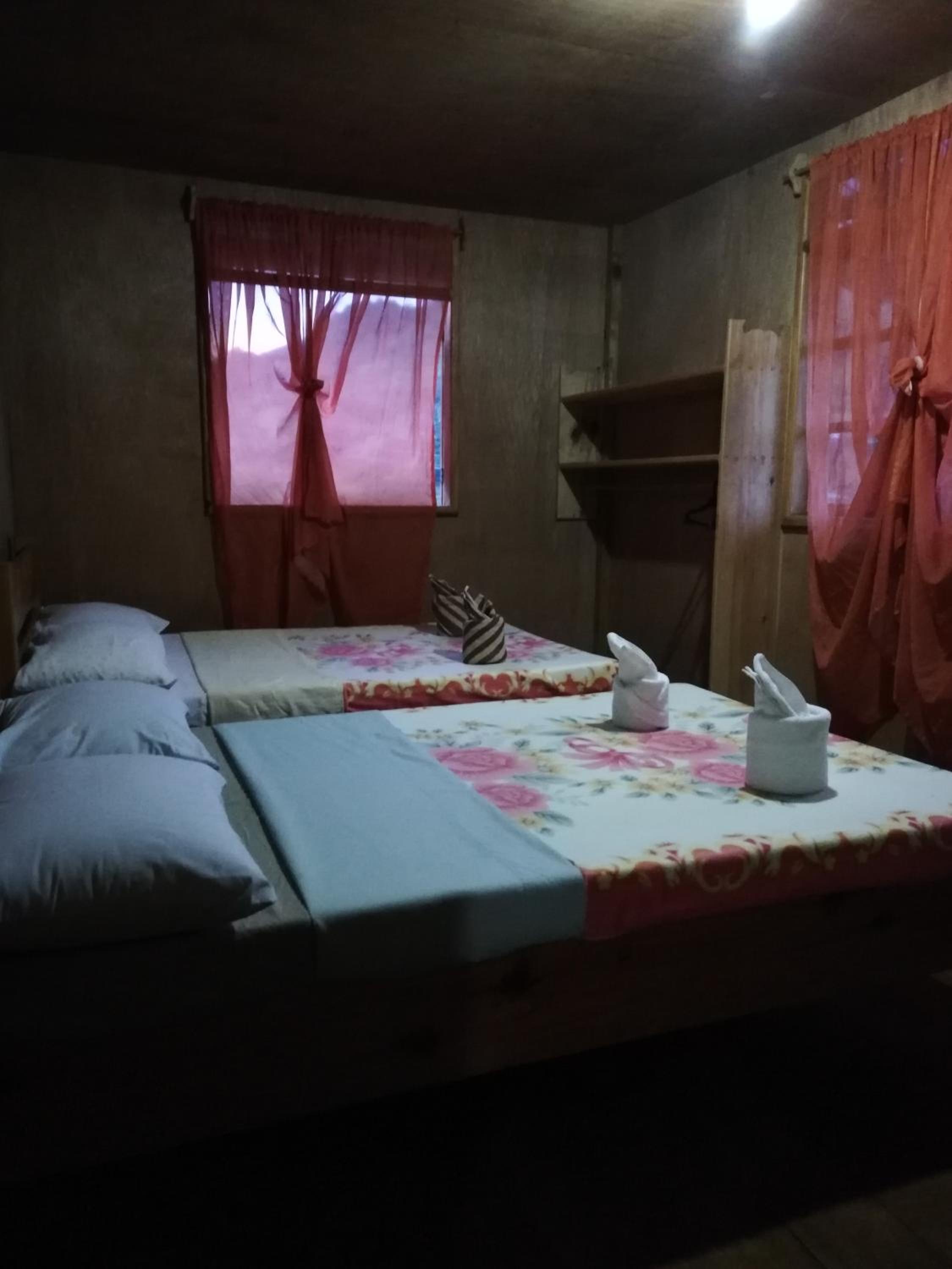 Quadruple Room with Private External Bathroom - Photo 11