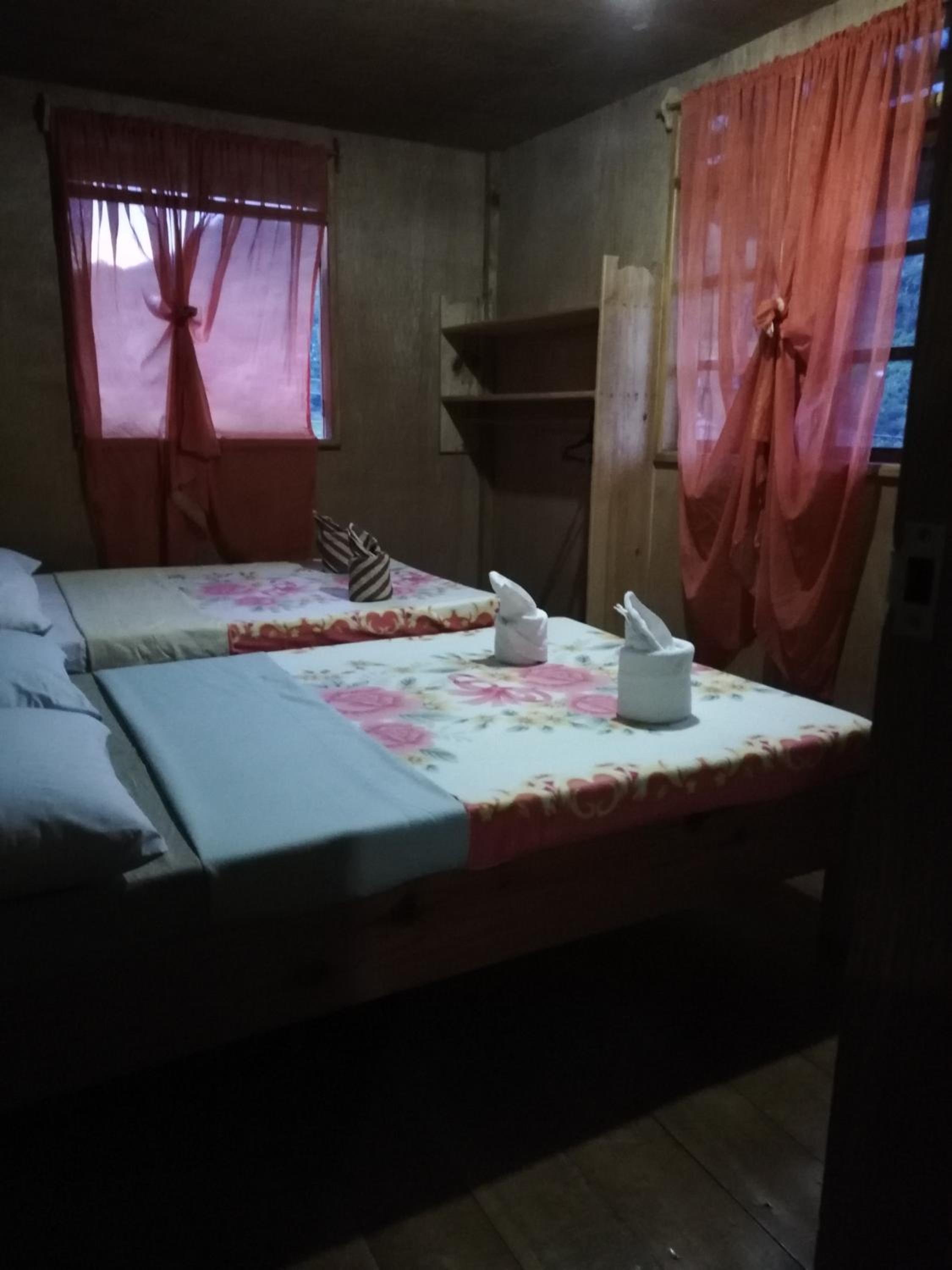 Quadruple Room with Private External Bathroom - Photo 5