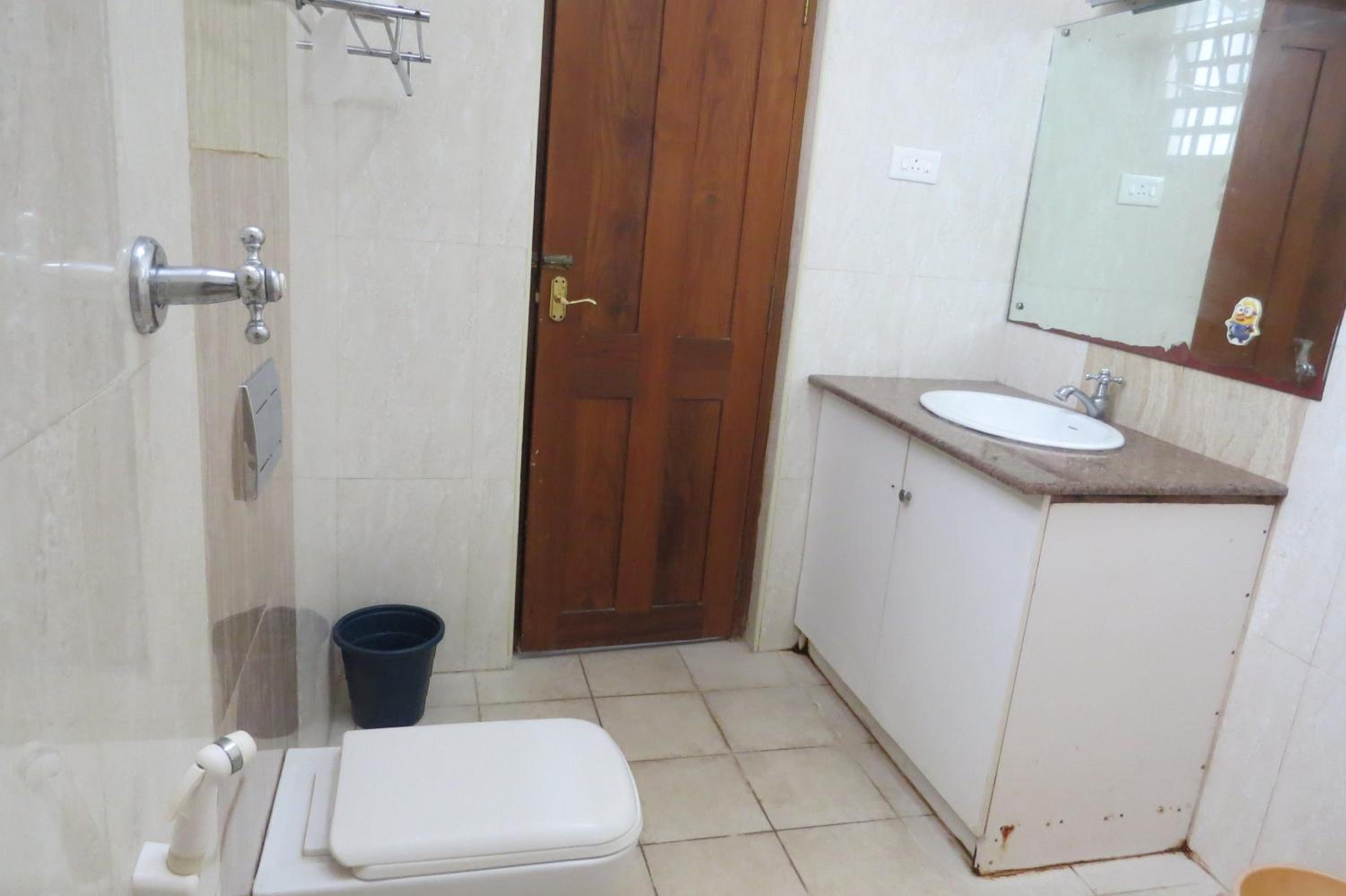 Deluxe Suite - Photo 5