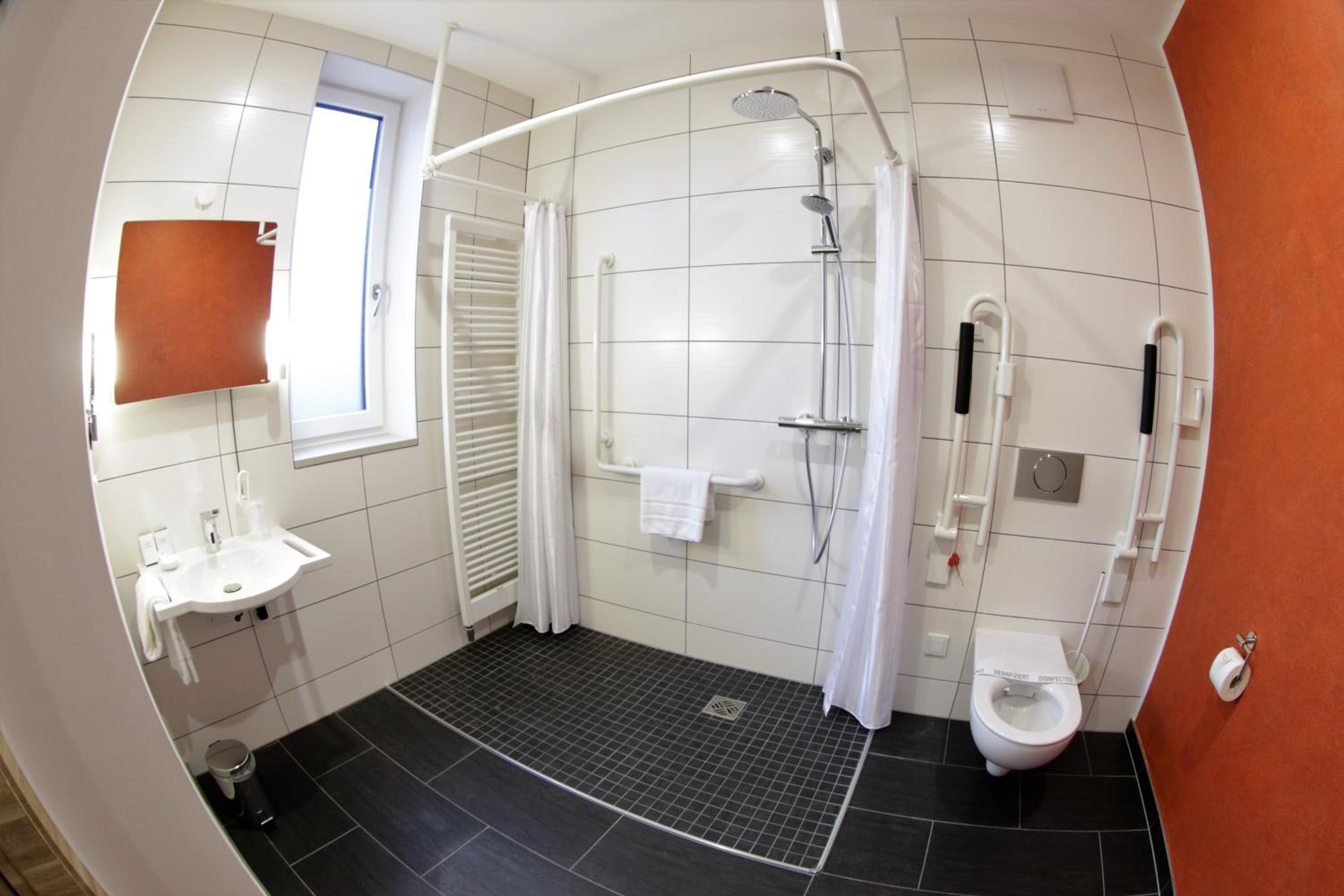 Double Room - Disability Access - Photo 3