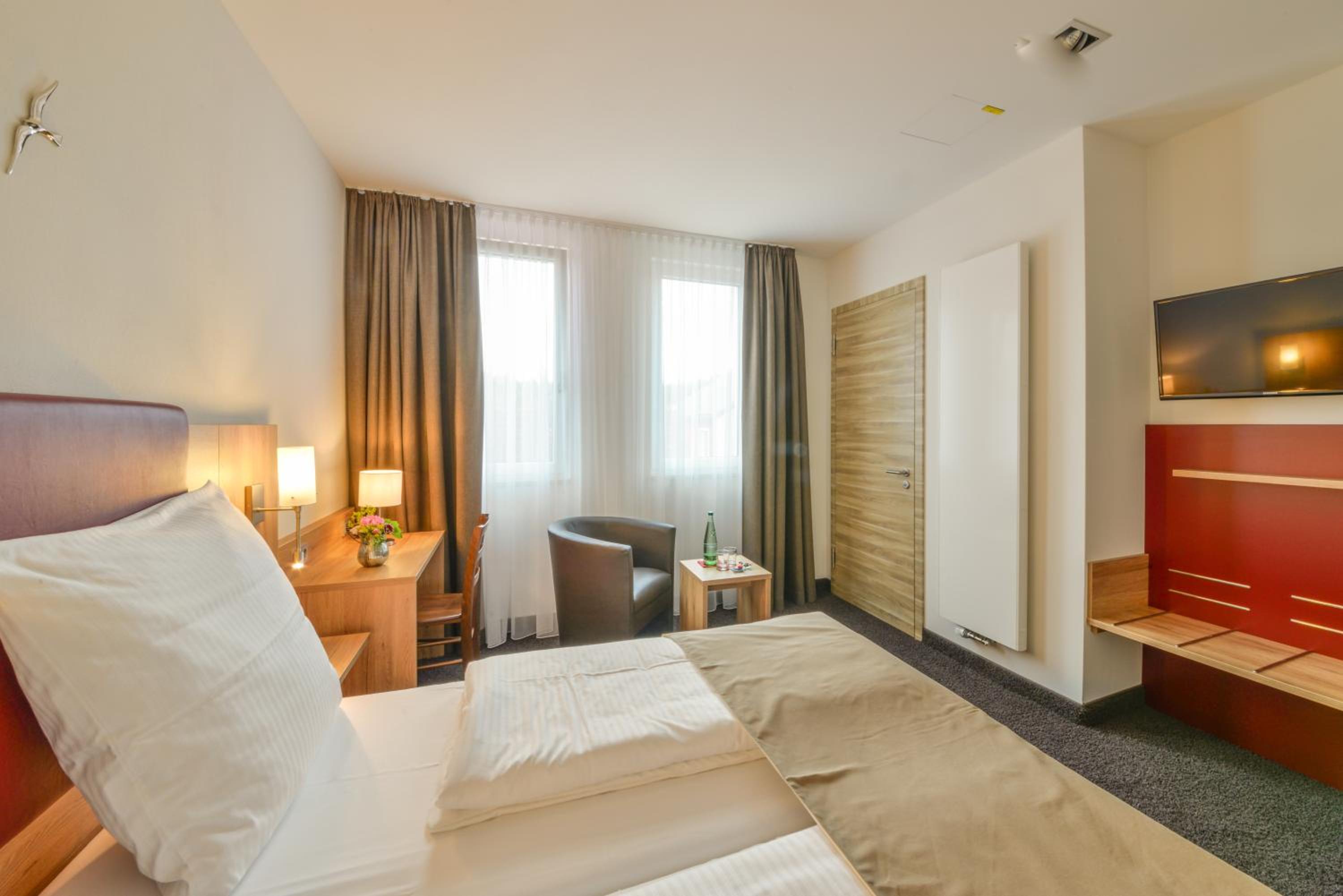 Double Room - Photo 1