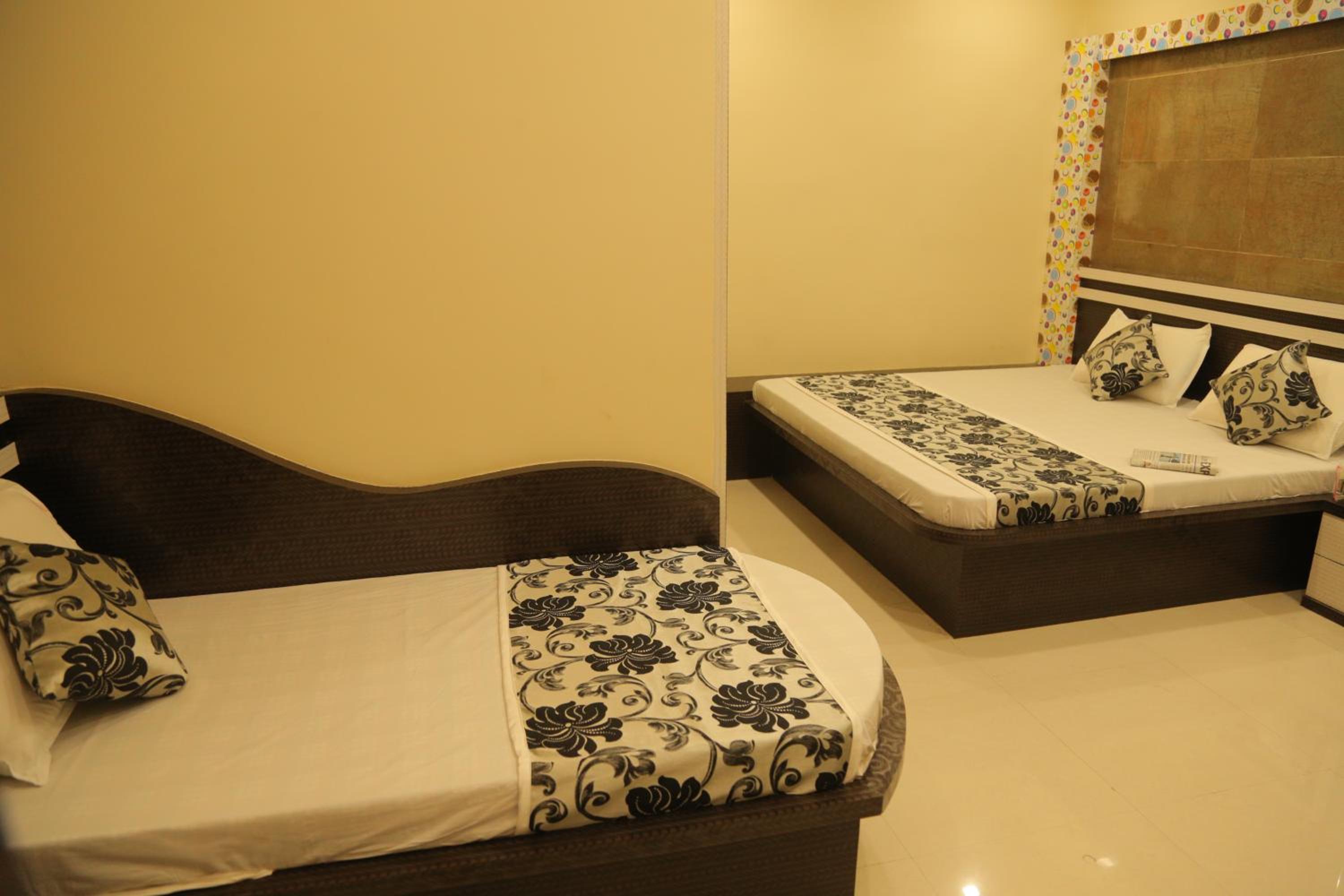 Deluxe Triple Room - Photo 4