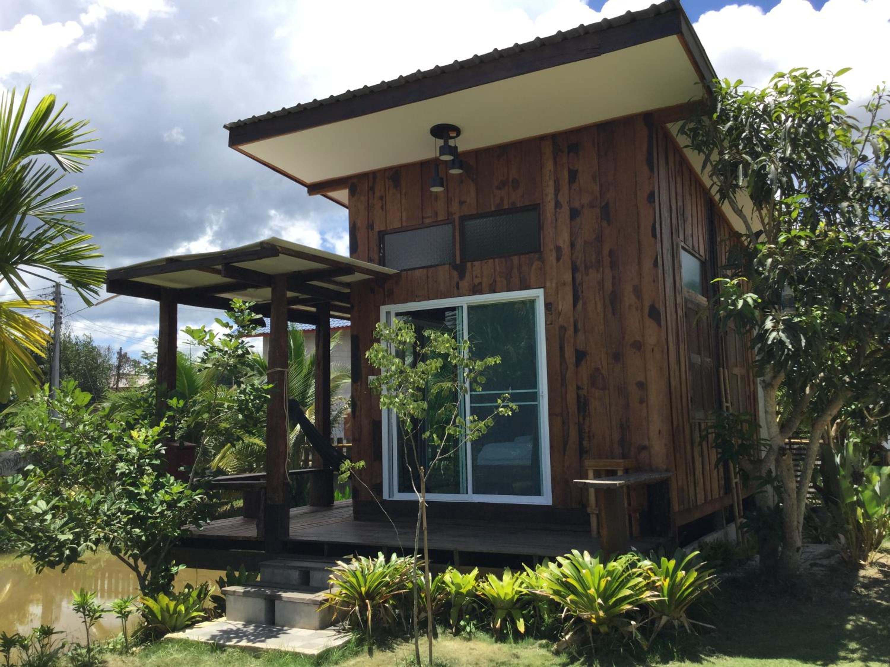 Quadruple Room with Garden View - Photo 10