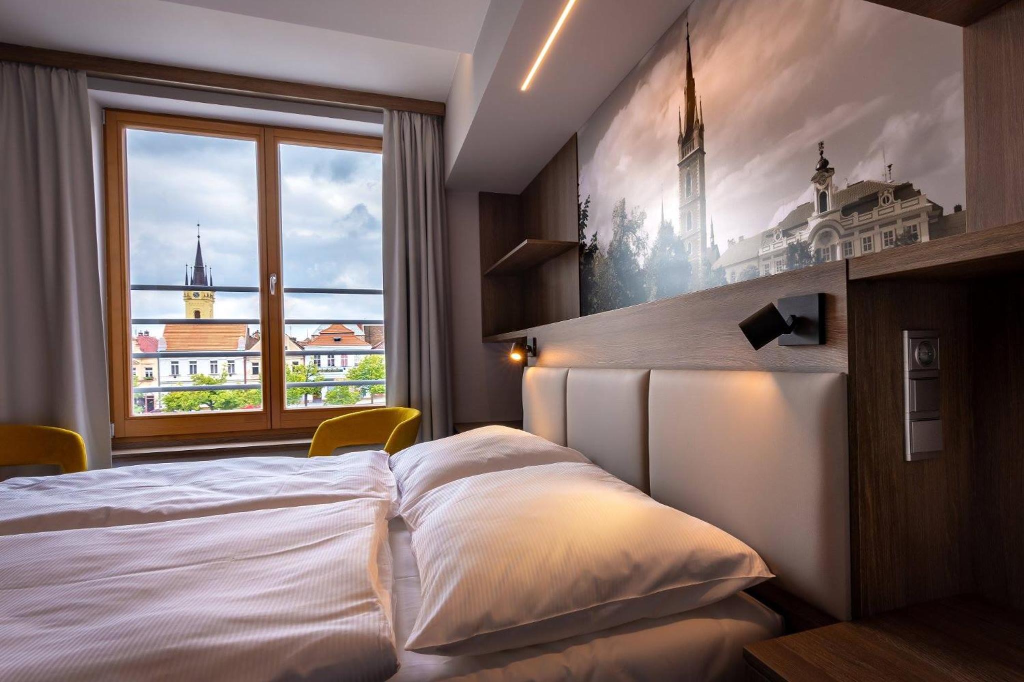Deluxe Double or Twin Room with City View photo 1