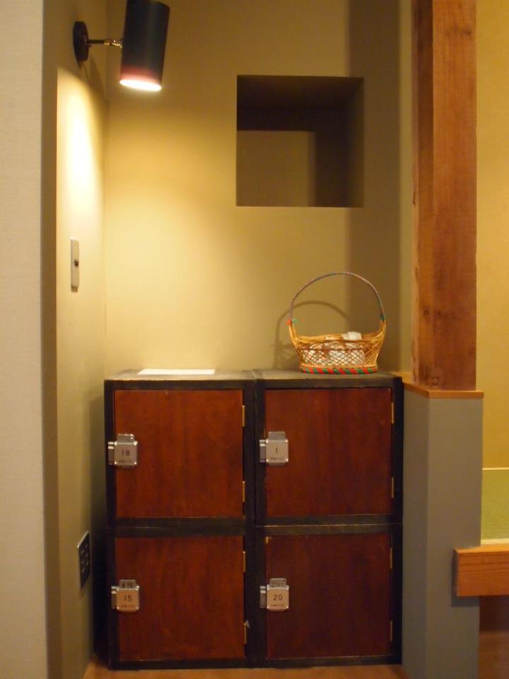 Economy Quadruple Room with Shared Bathroom photo 2
