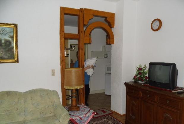 One-Bedroom Apartment (2 - 4 Adults) - Photo 72