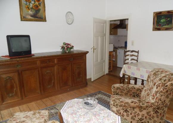 One-Bedroom Apartment (2 - 4 Adults) - Photo 27