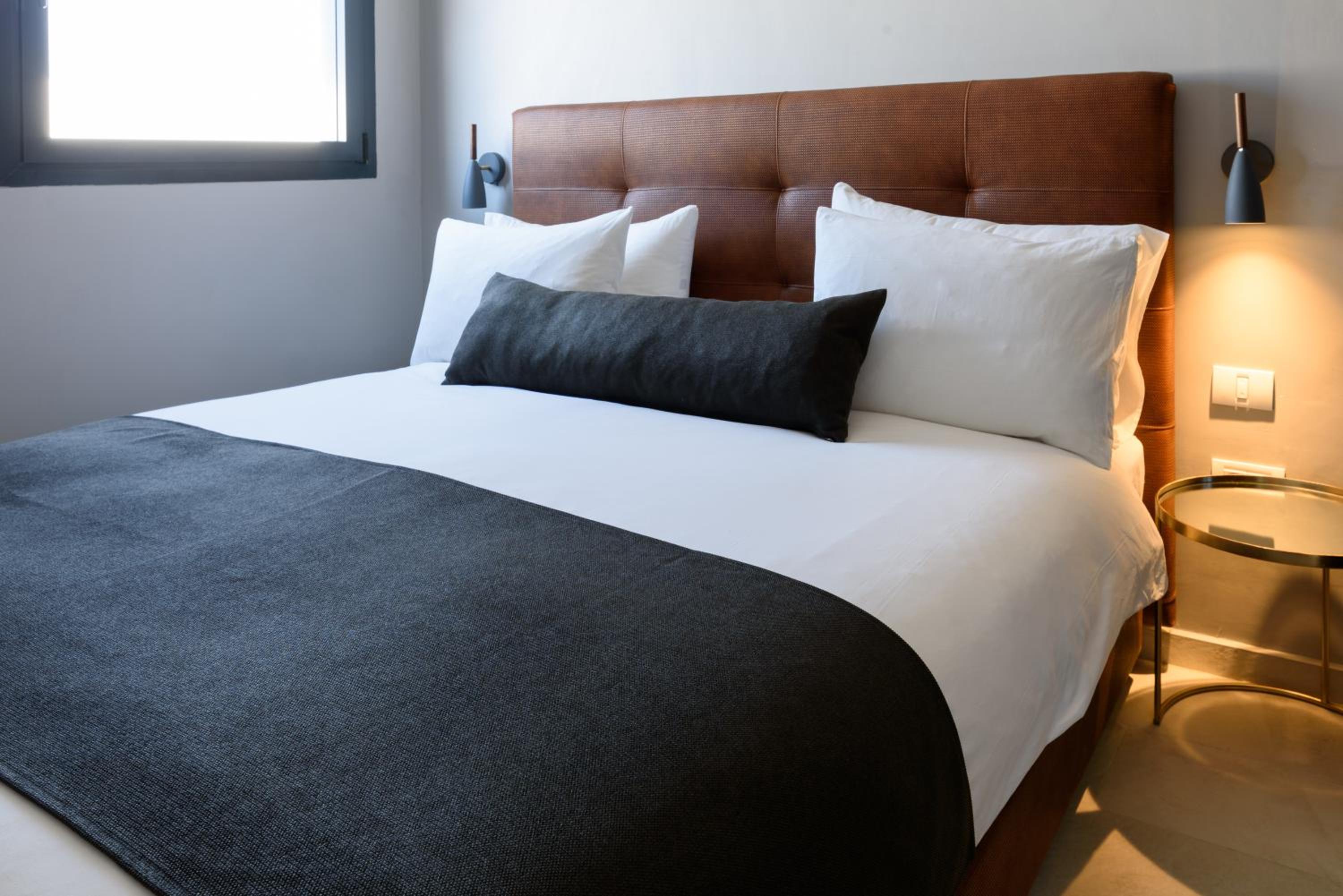 One Bedroom Suite with Private Safe Room (Mamad) photo 1