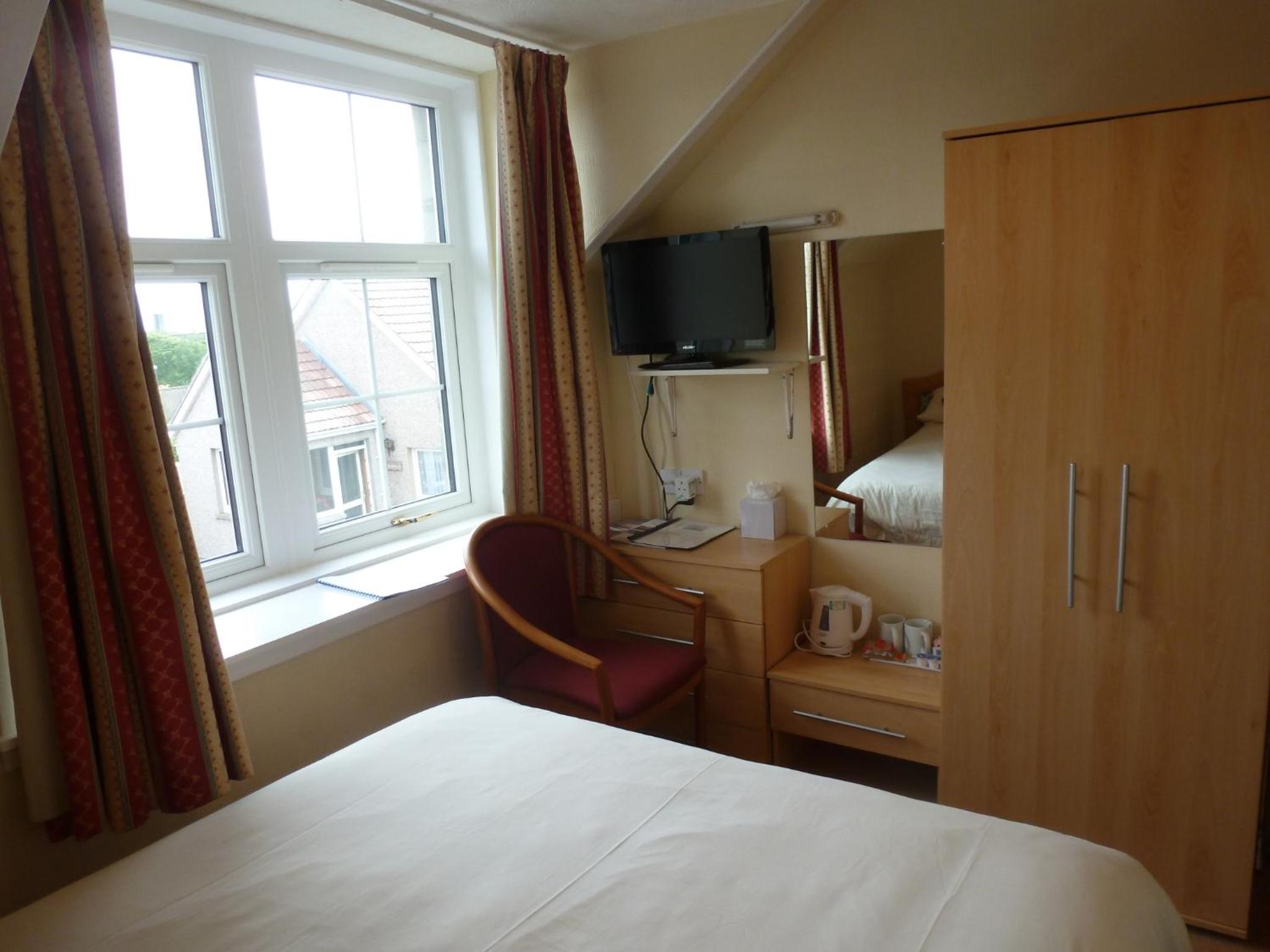 Single Room - Photo 1