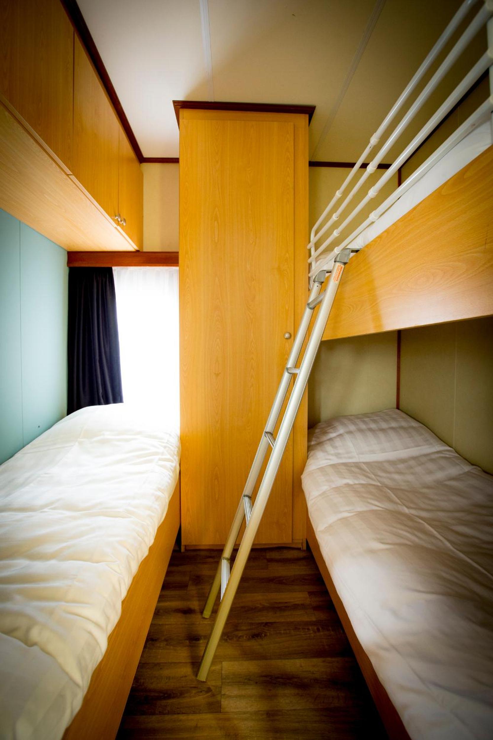 Three-Bedroom Chalet - Photo 4