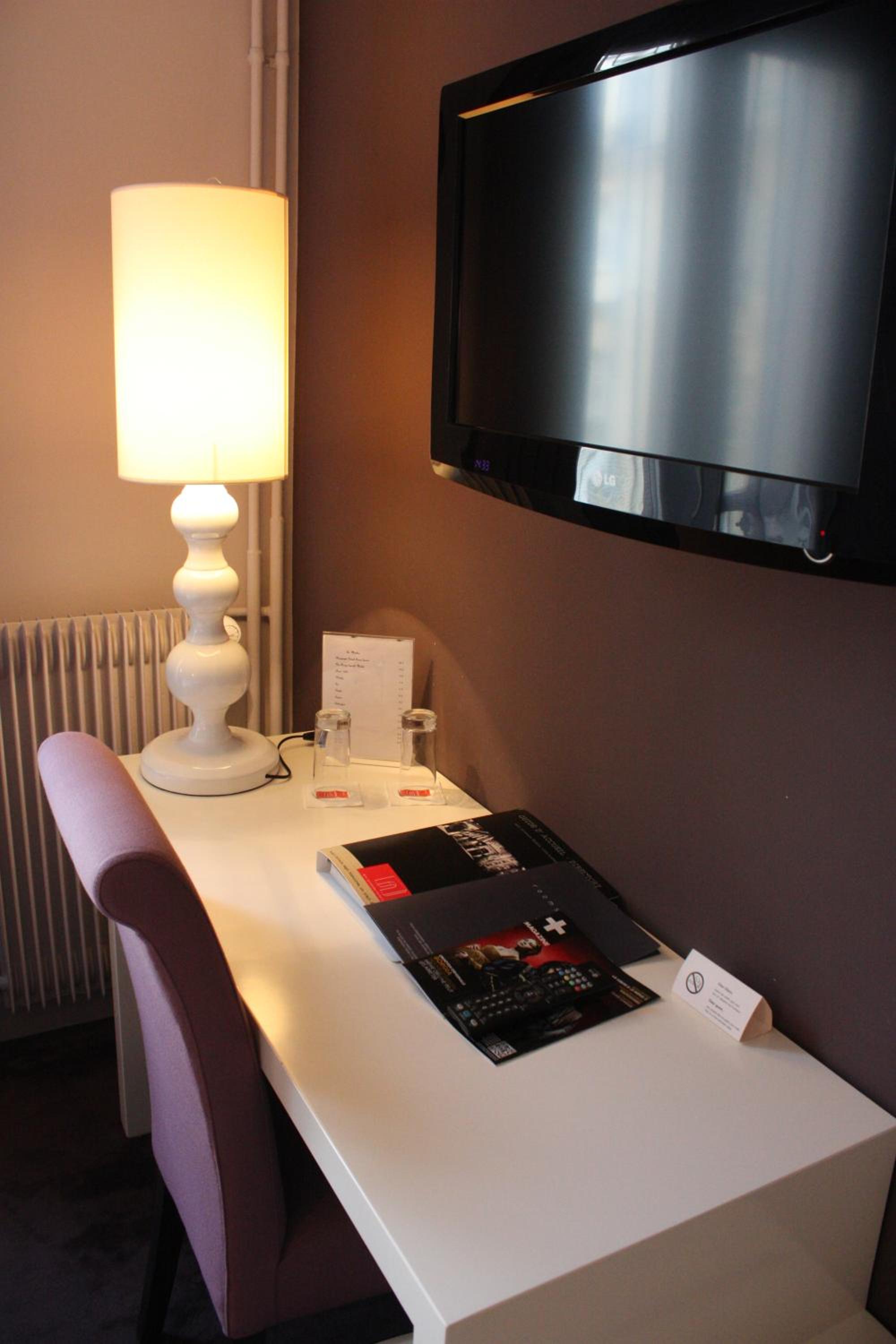 Executive Double Room with Eiffel Tower View photo 1