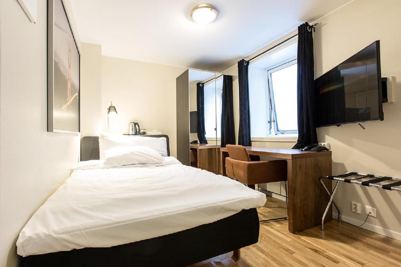 Single Room photo 1