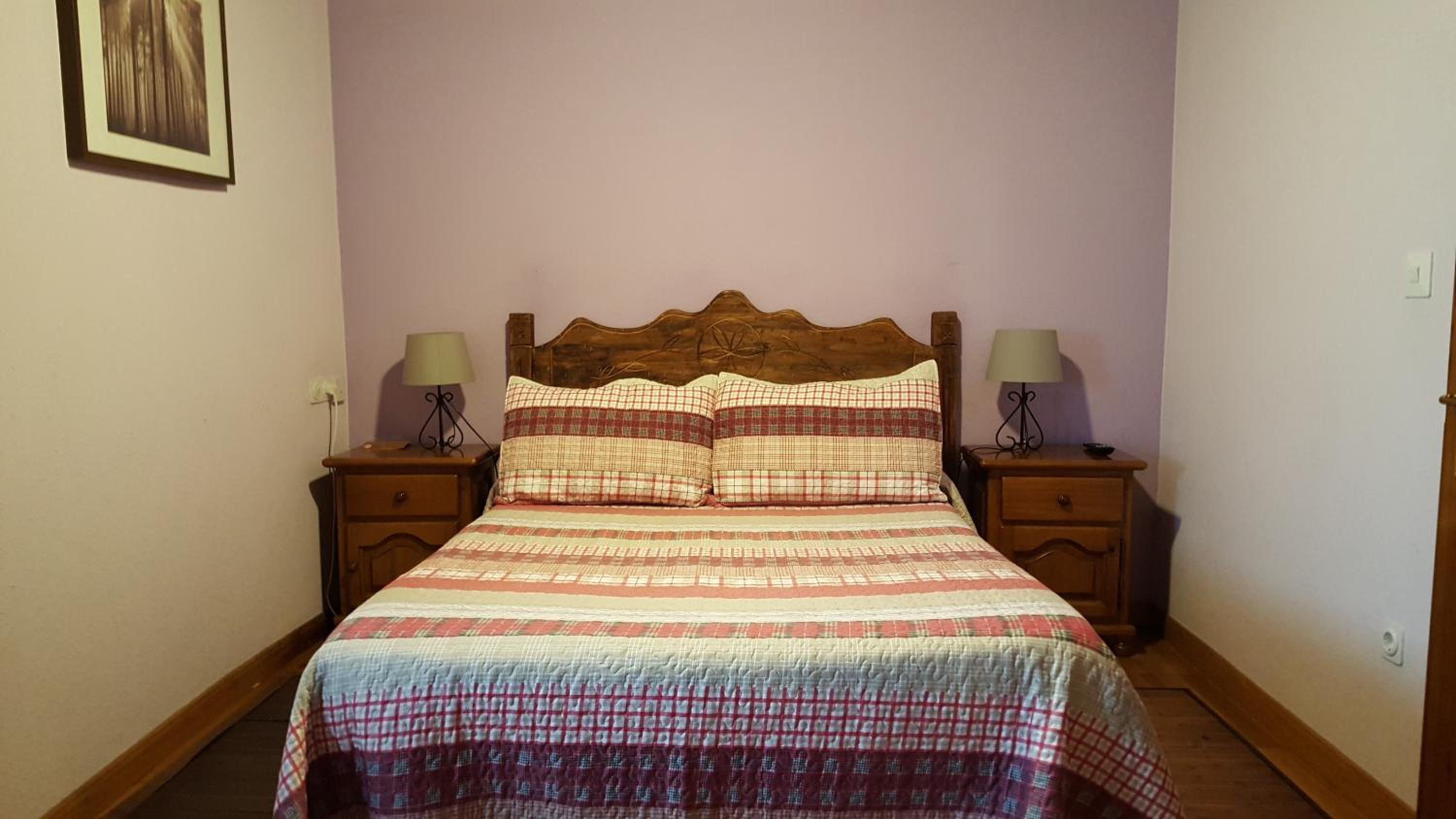 Small Double Room - Photo 2
