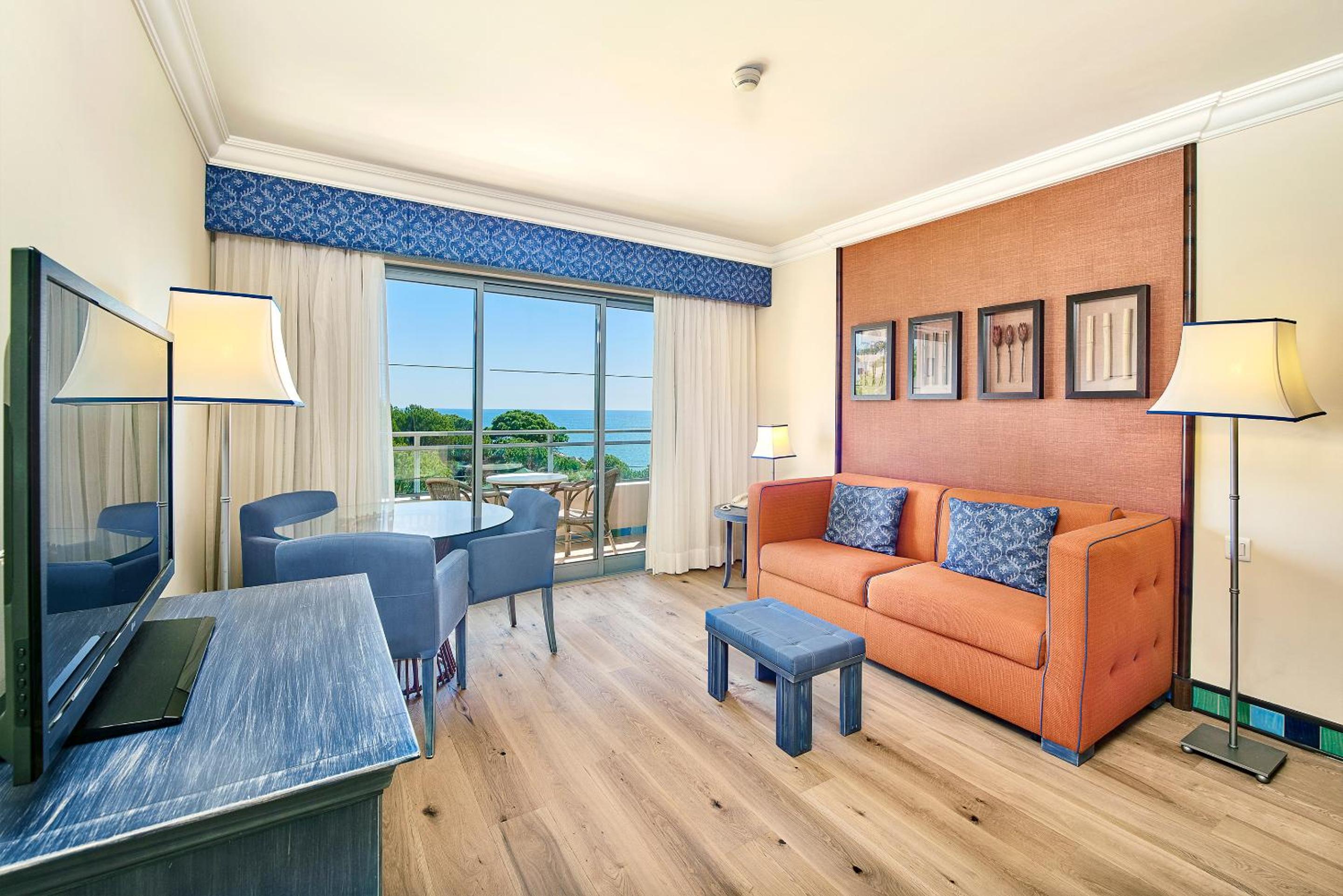 Suite with Sea View - Photo 4