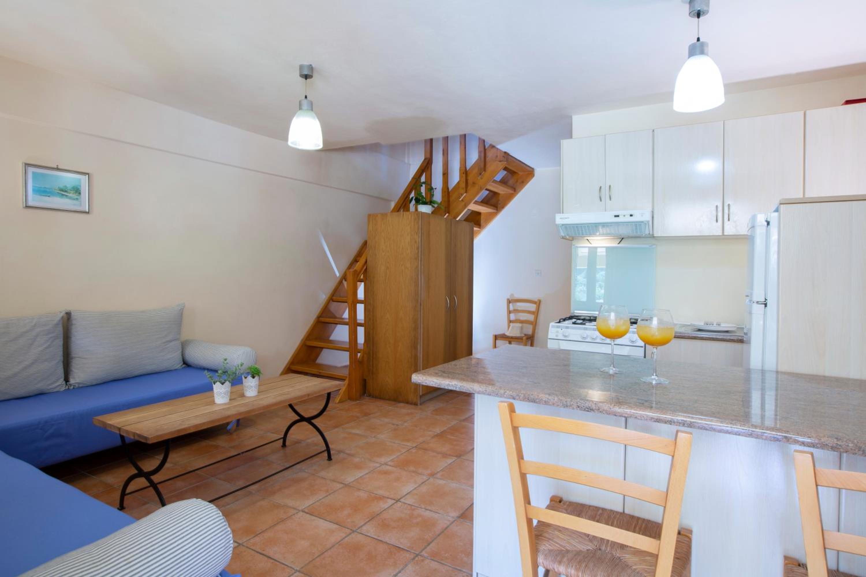 Apartment - Split Level photo 2