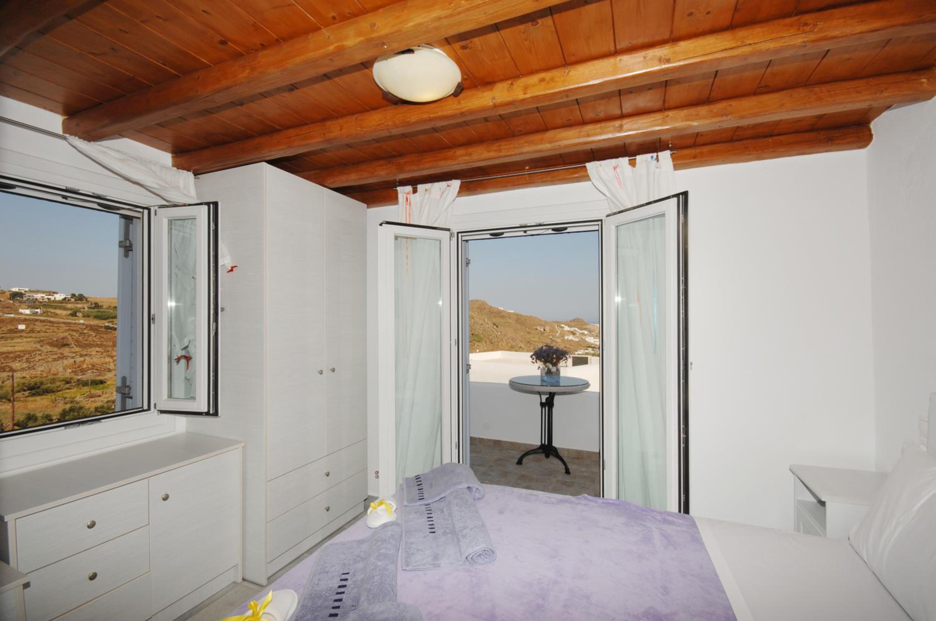 Apartment with Sea View (3 Adults)