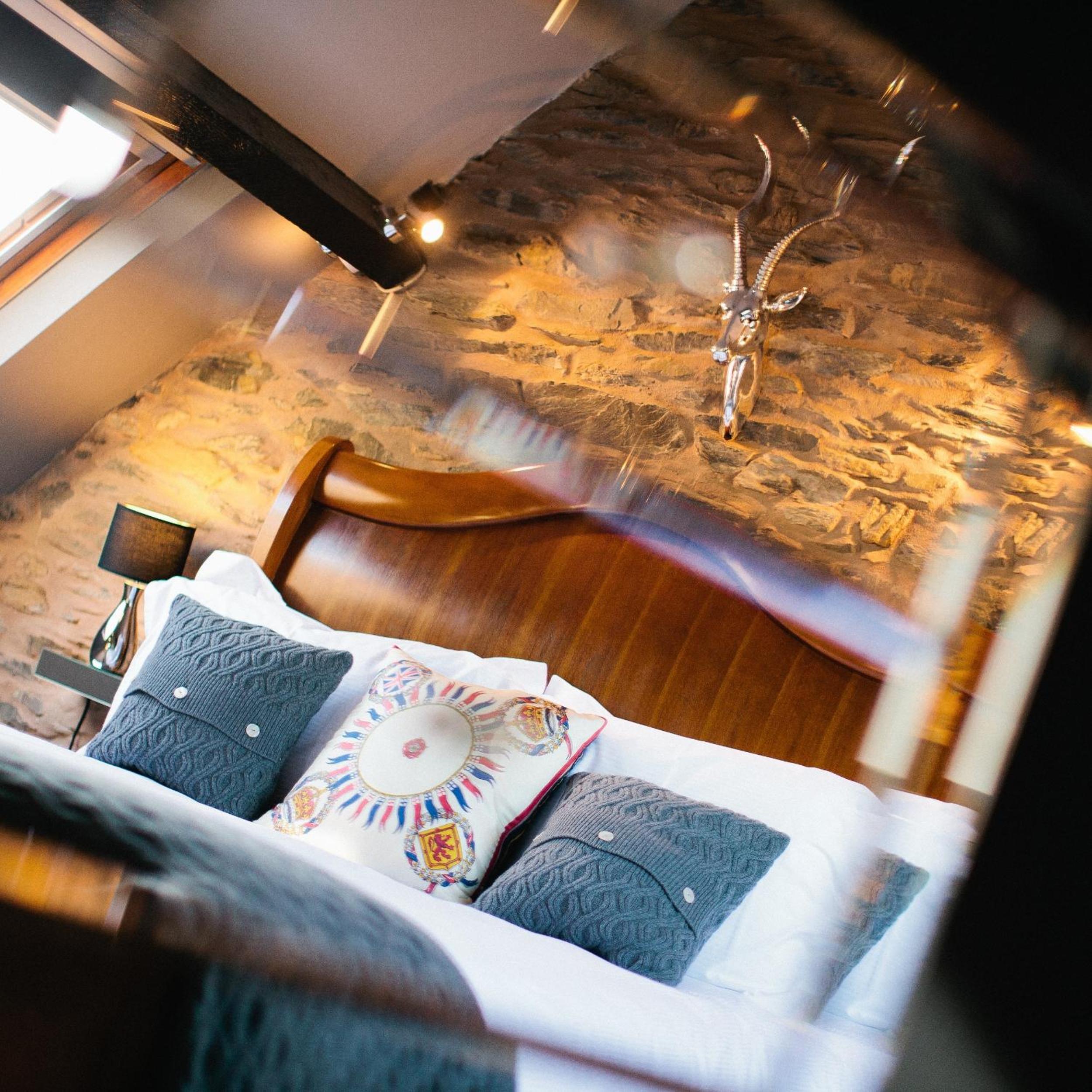Suite - Attic photo 3