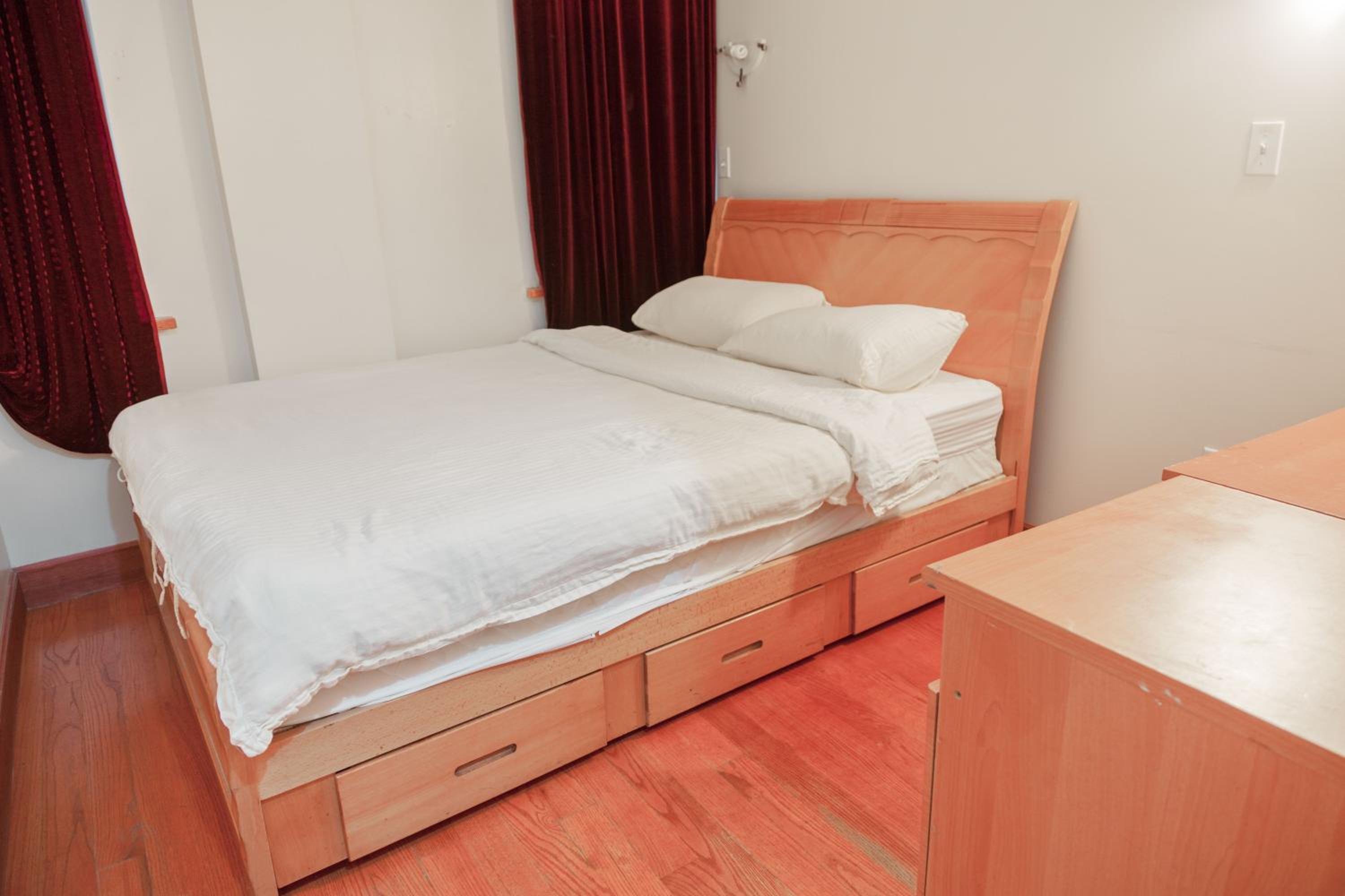 Double Room with Private Bathroom photo 3